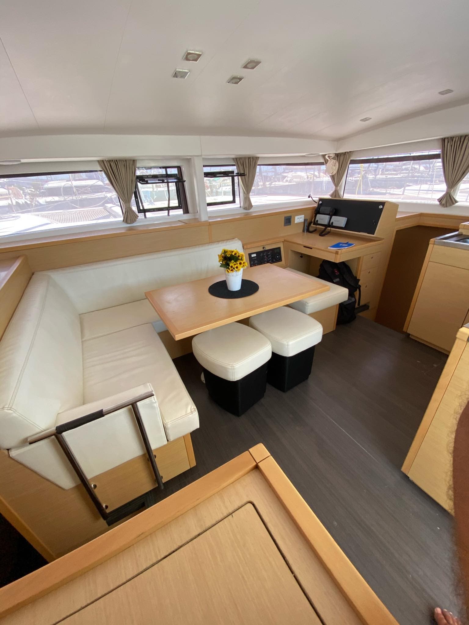 Lagoon 400 S2 - photo 8