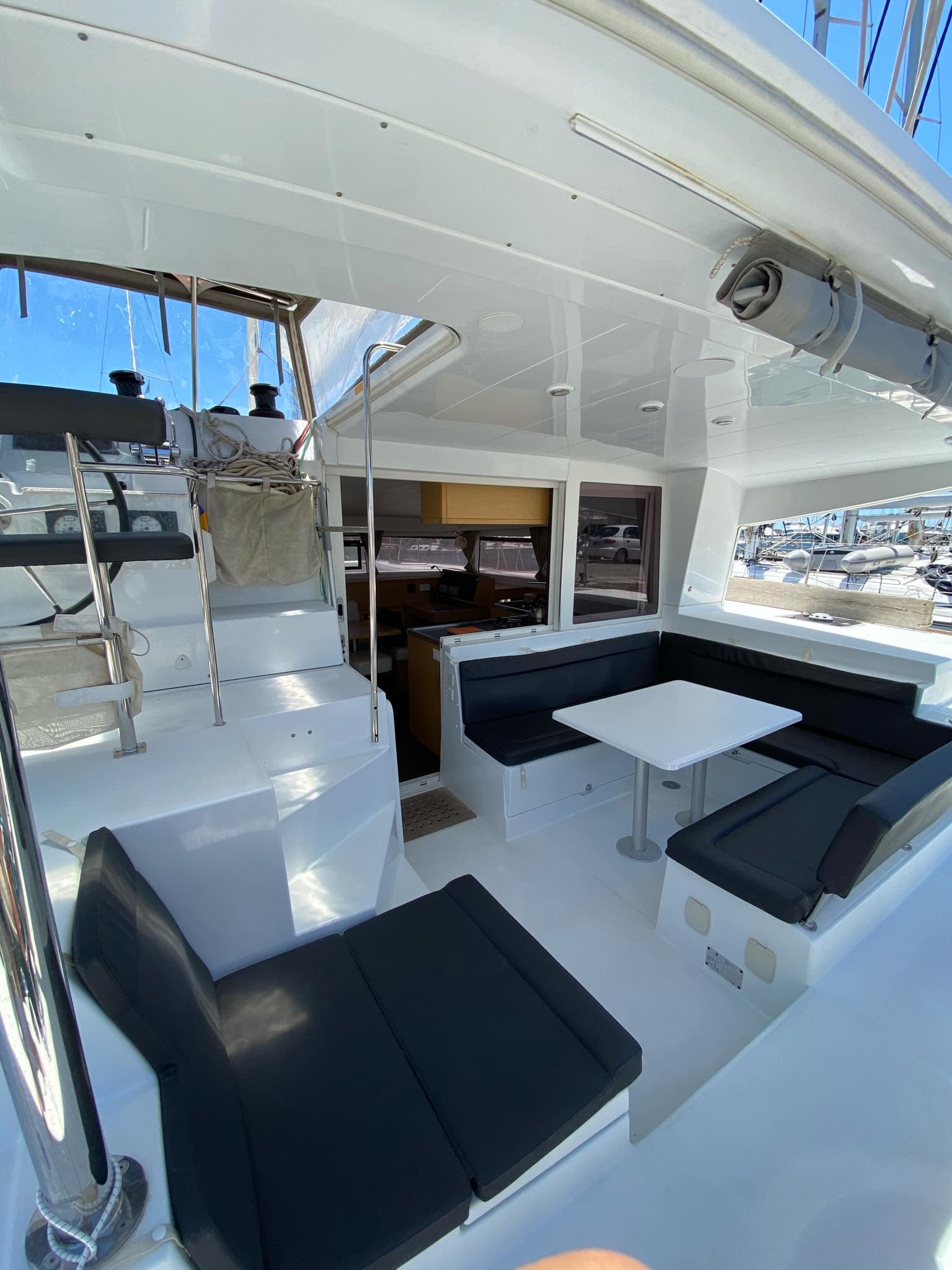 Lagoon 400 S2 - photo 12