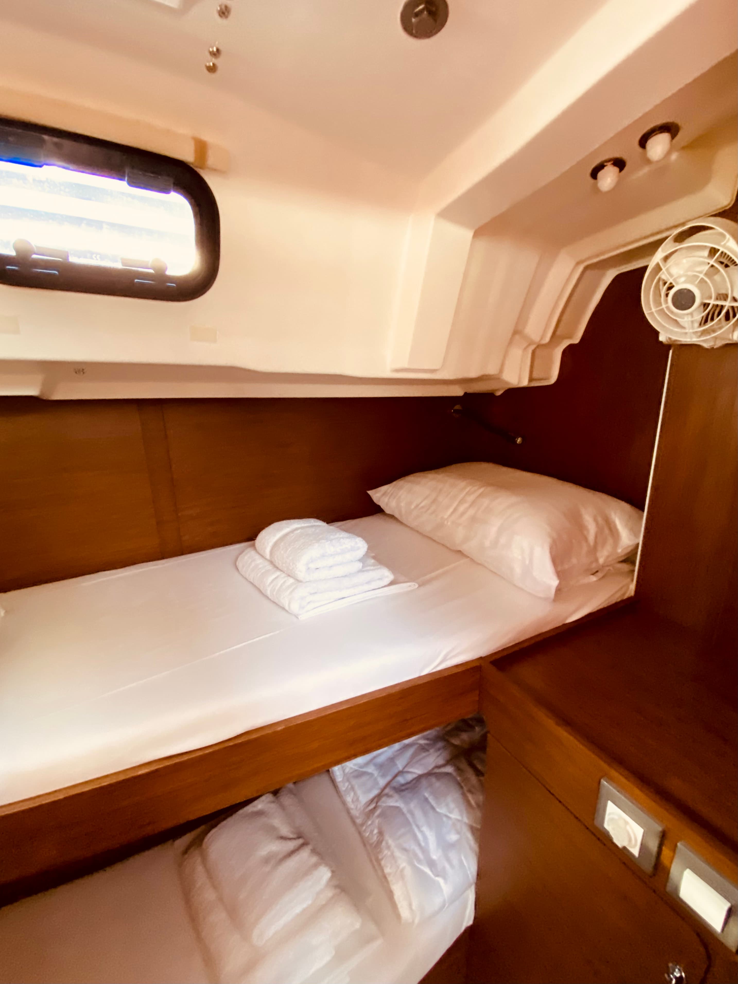 Oceanis 46.1 - photo 9