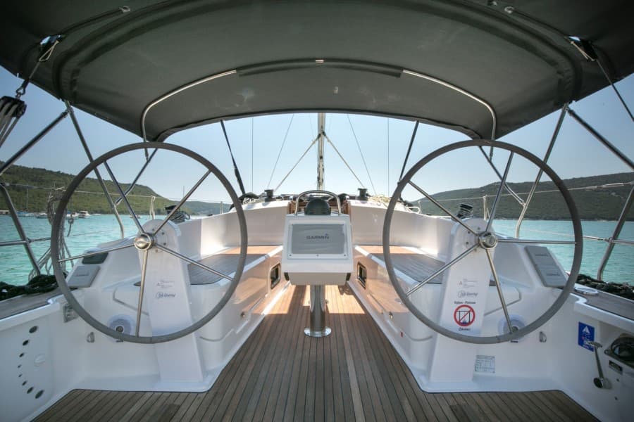 Bavaria Cruiser 37 - photo 14