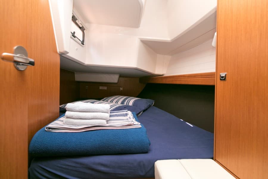 Bavaria Cruiser 37 - photo 10