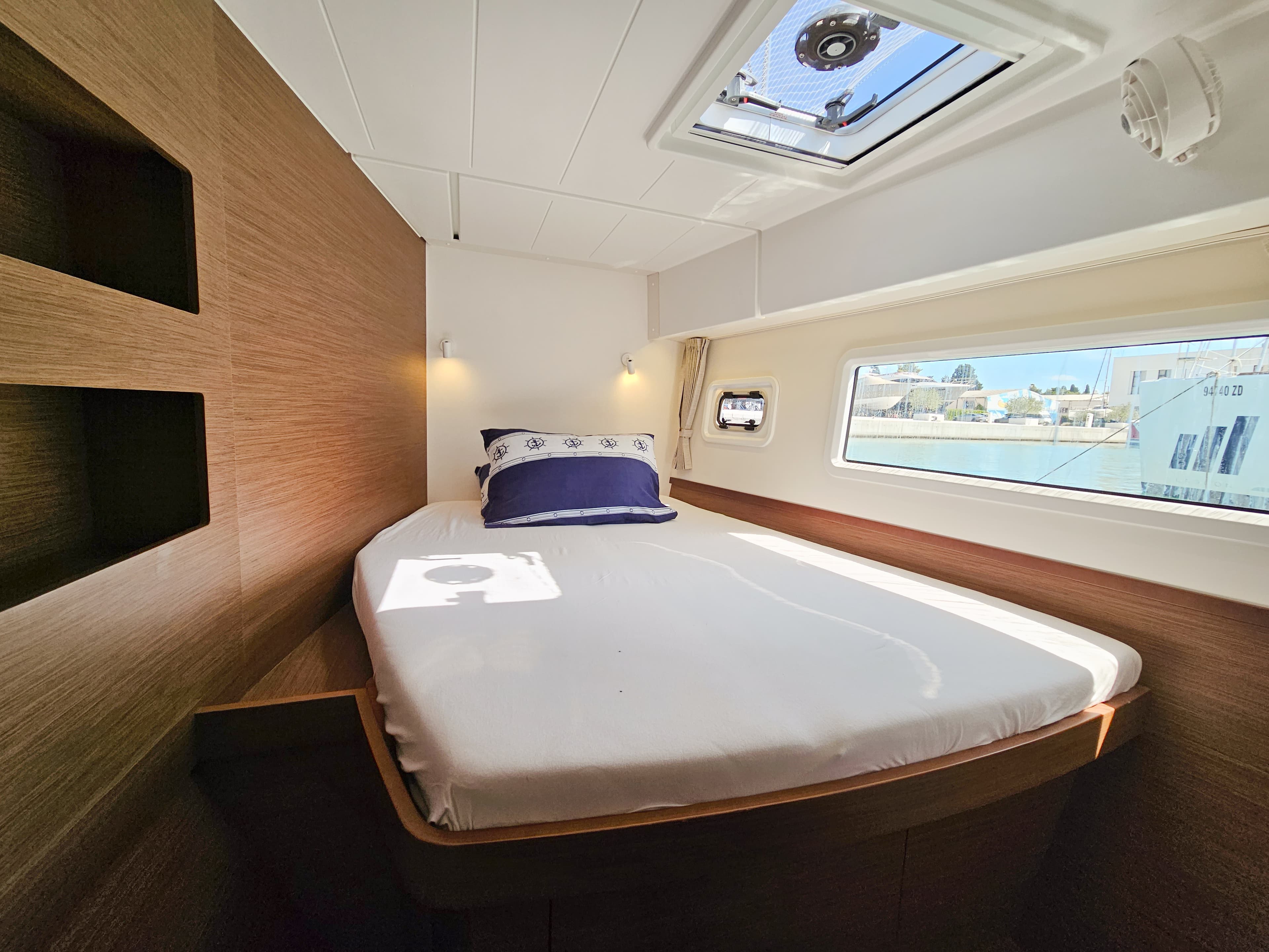 Lagoon 42 - photo 14