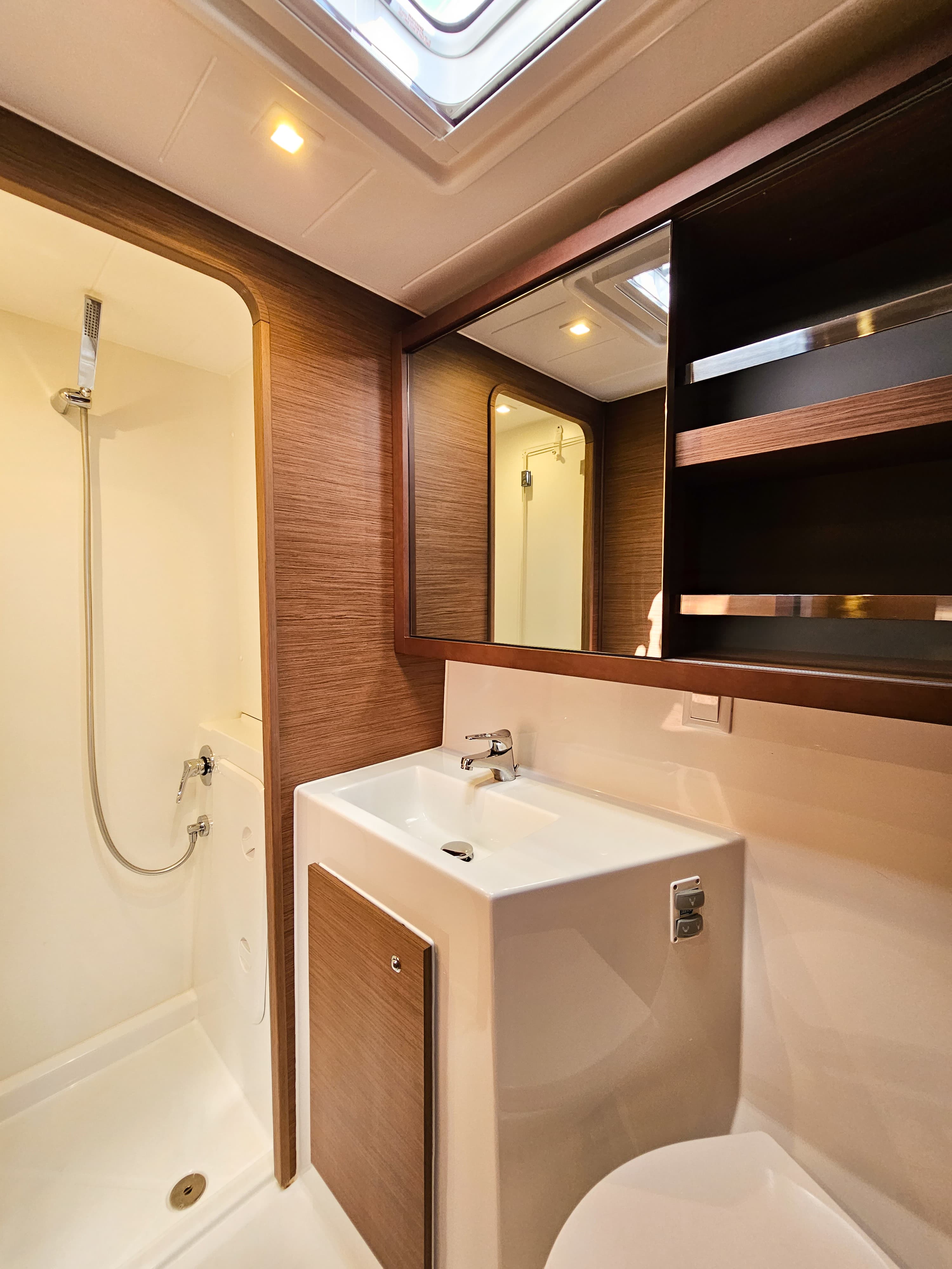 Lagoon 42 - photo 16