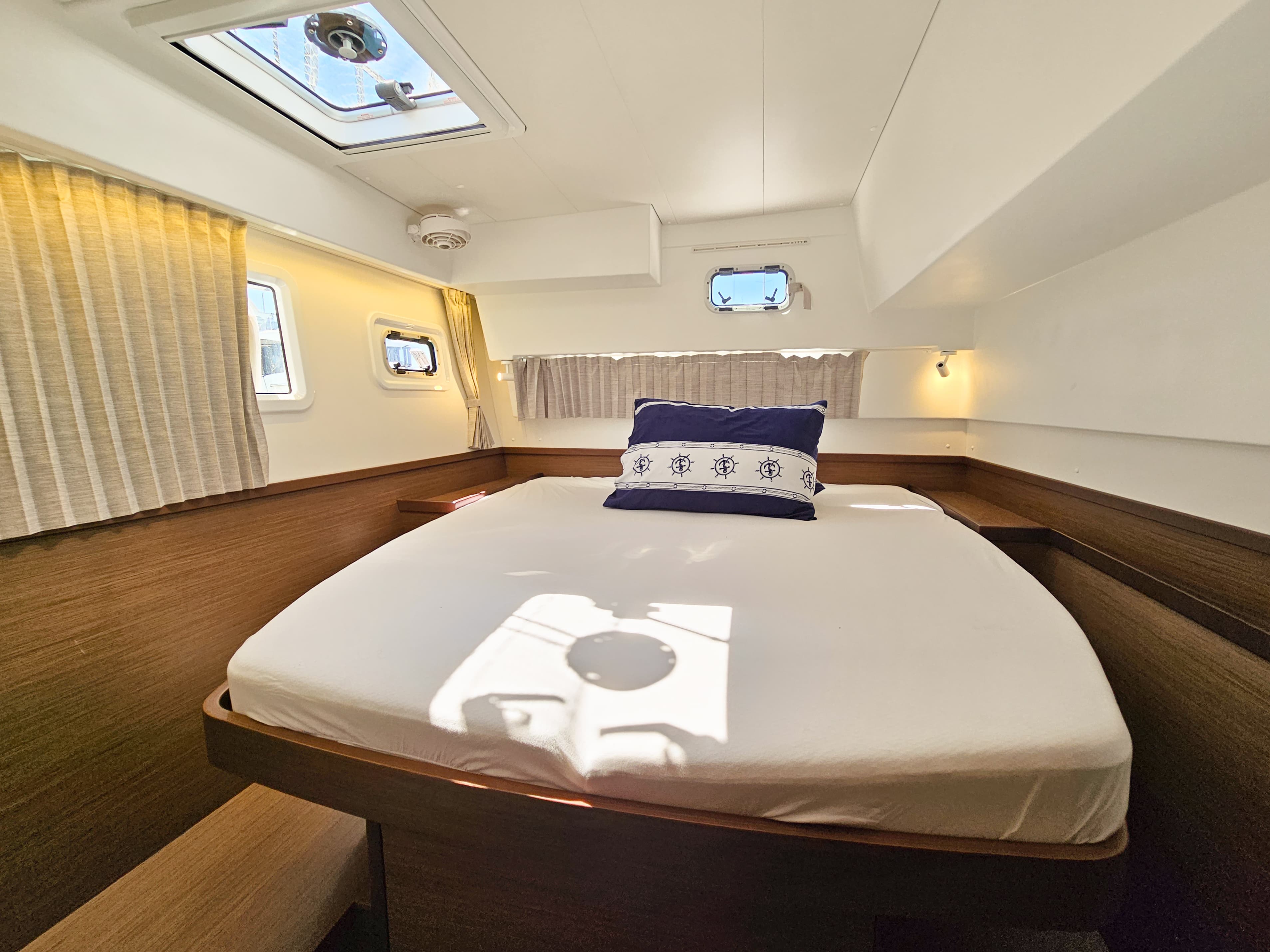 Lagoon 42 - photo 15