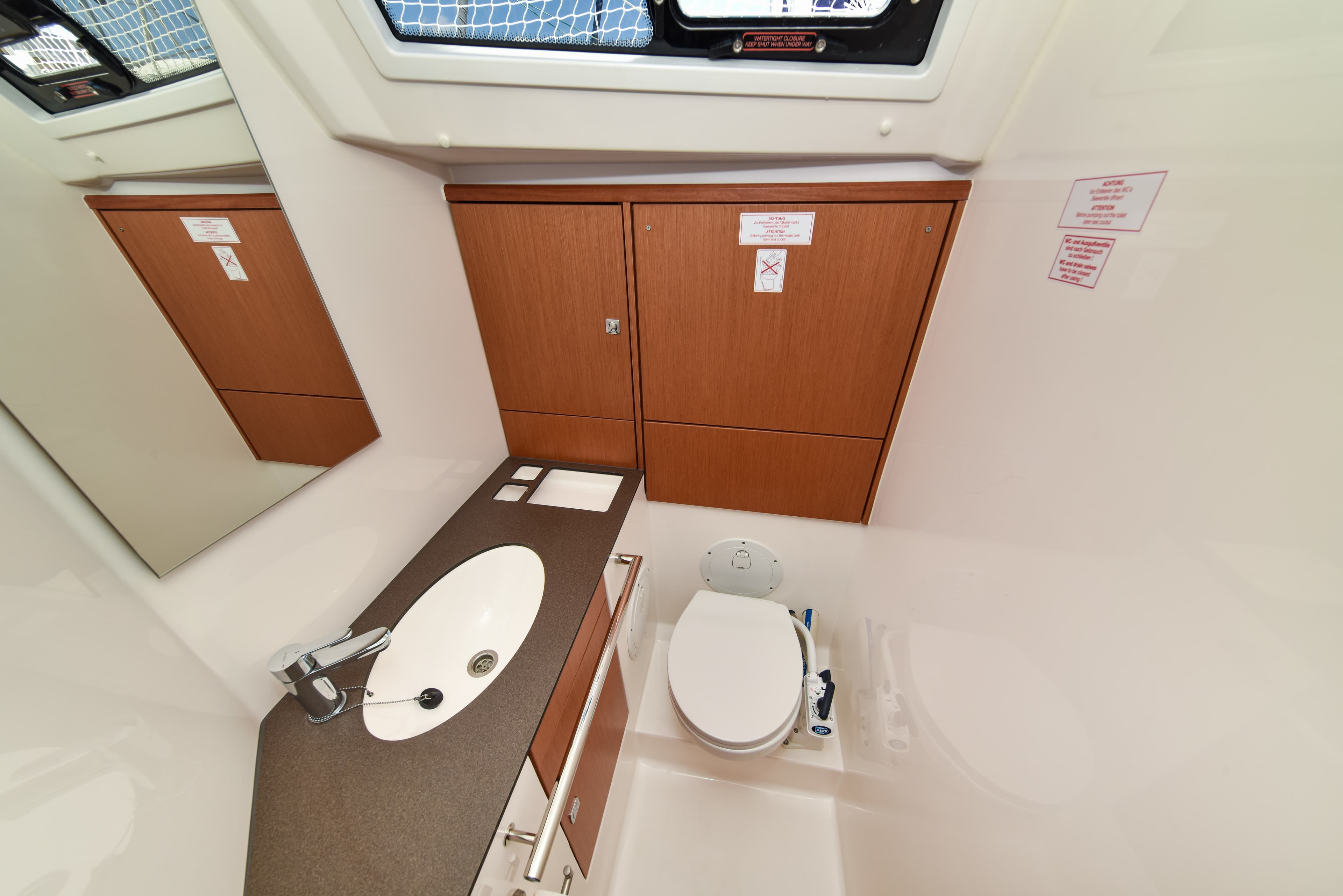 Bavaria Cruiser 46 - photo 12