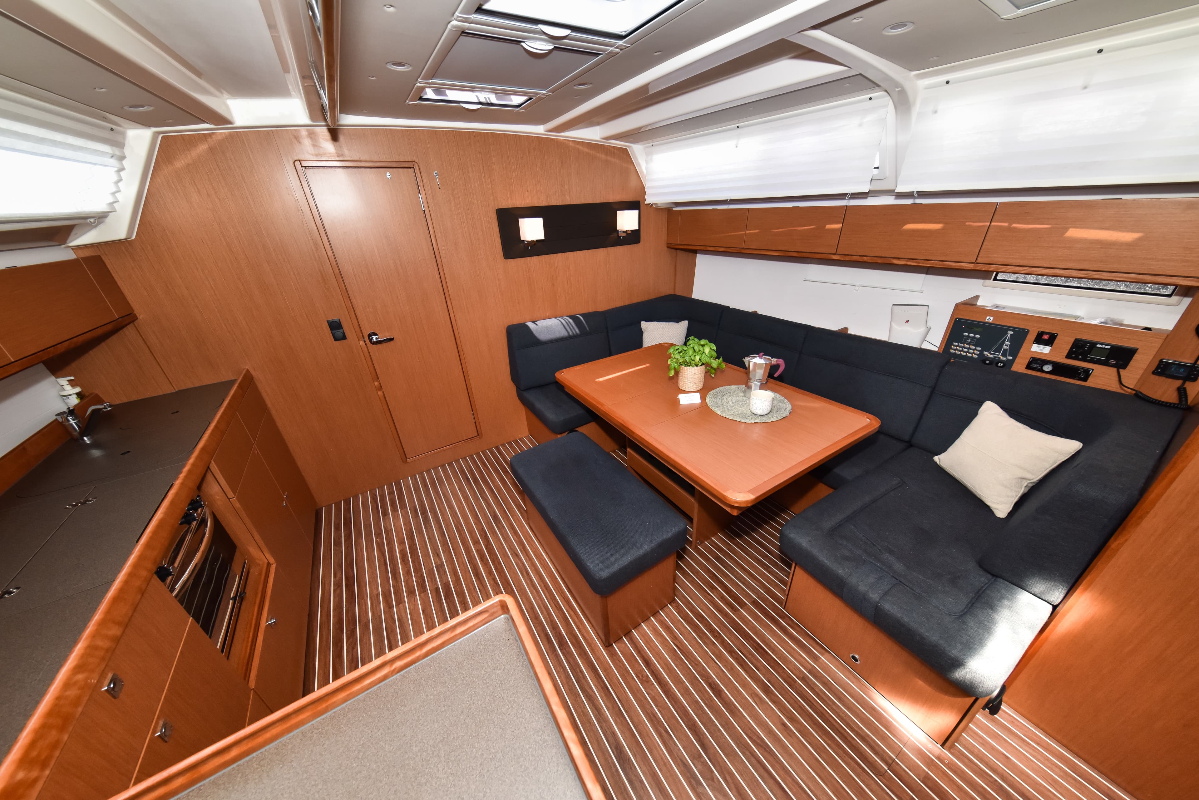 Bavaria Cruiser 46 - photo 11