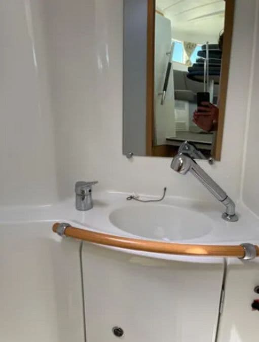 Lagoon 380 - photo 7