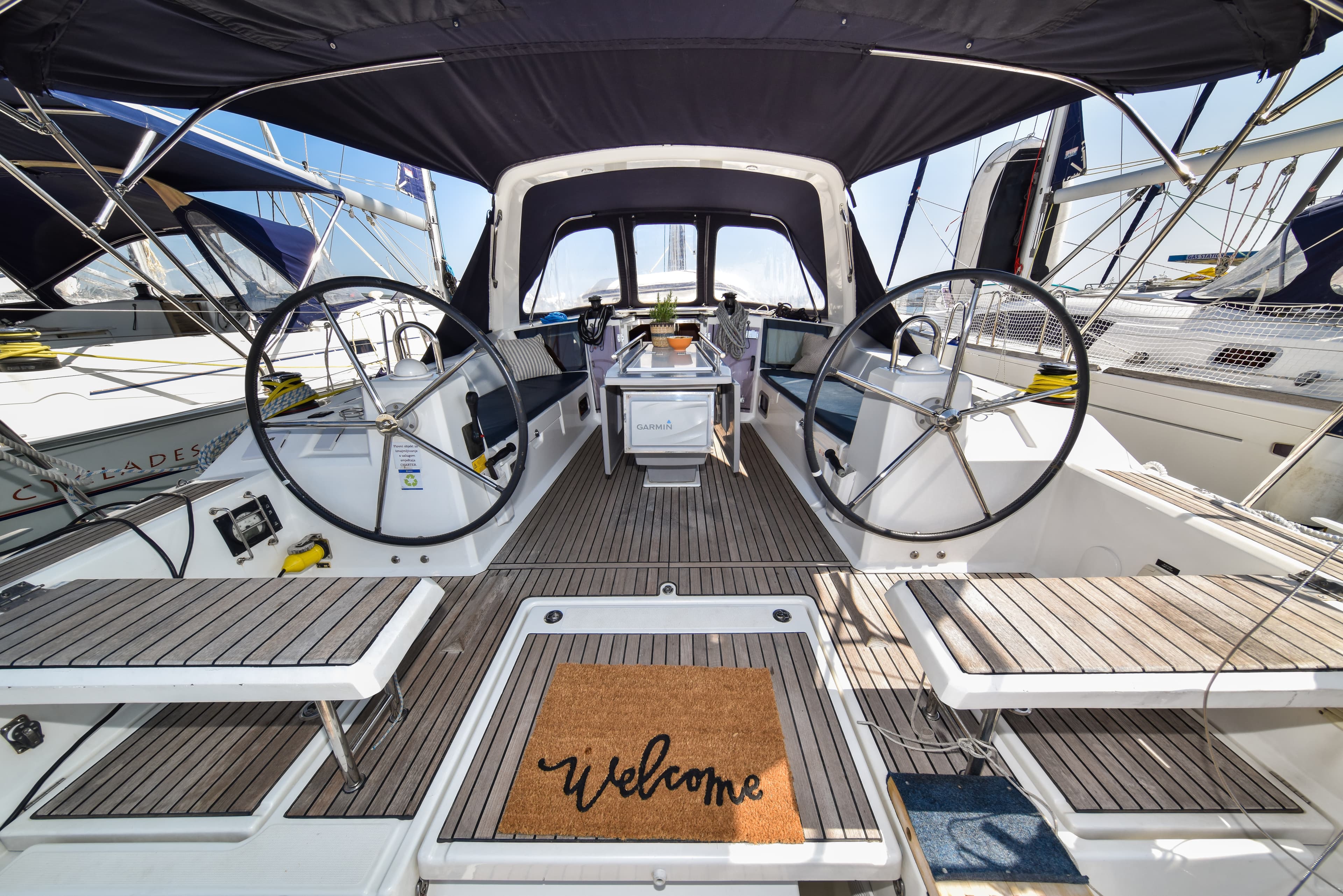 Oceanis 41.1 - photo 30