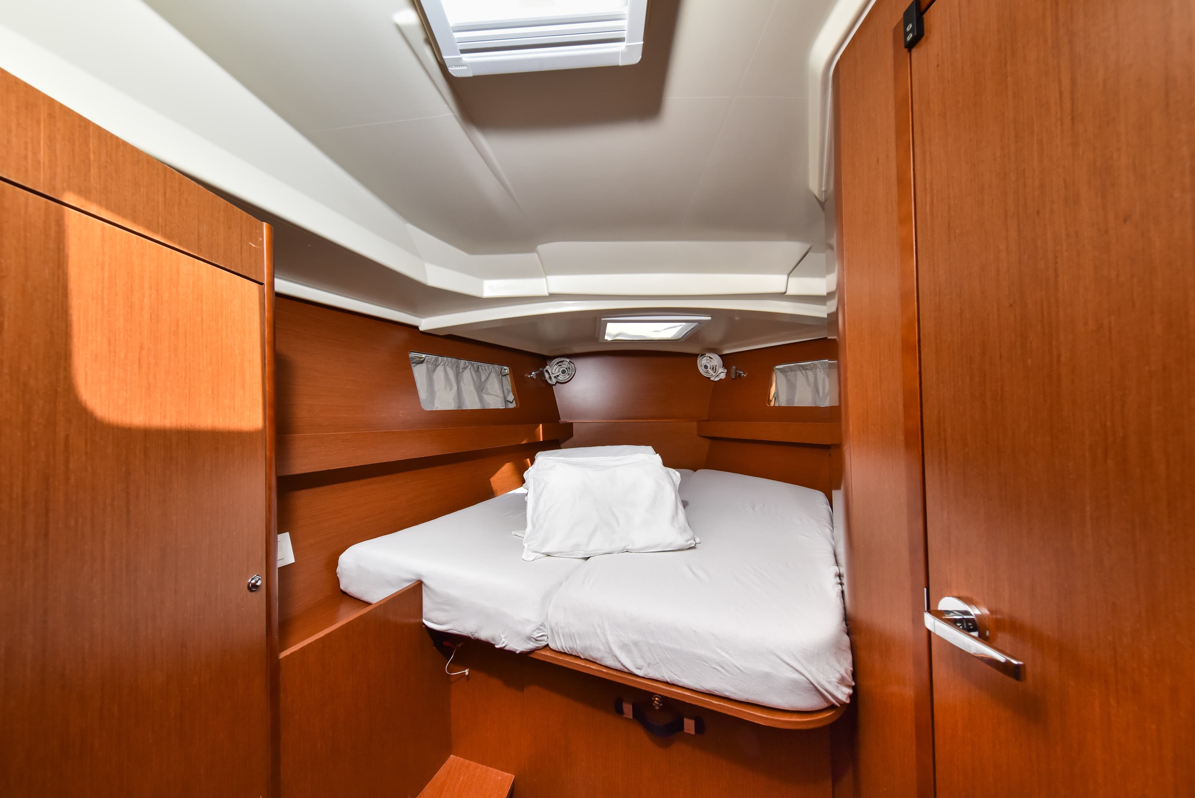 Oceanis 41.1 - photo 25