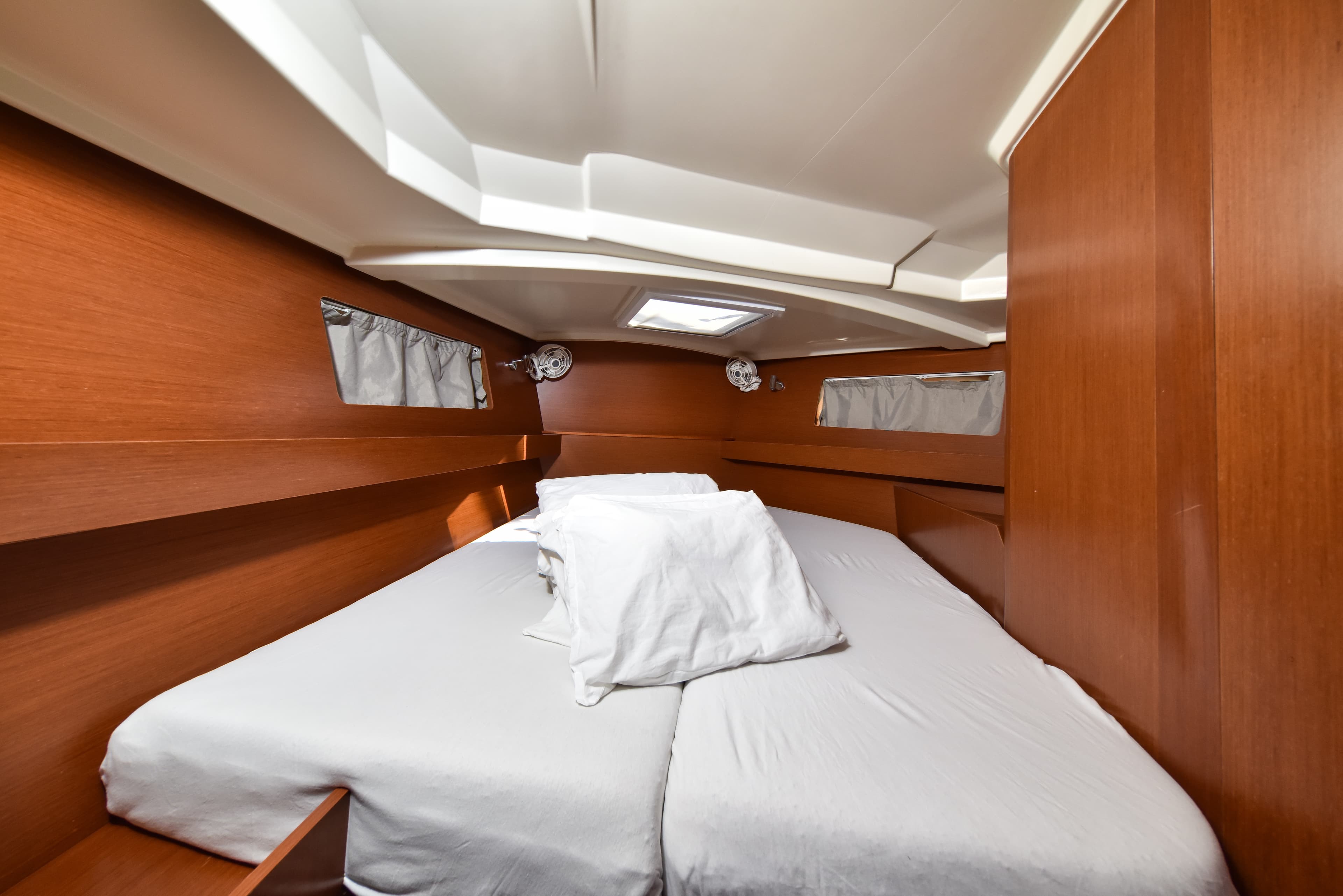 Oceanis 41.1 - photo 4