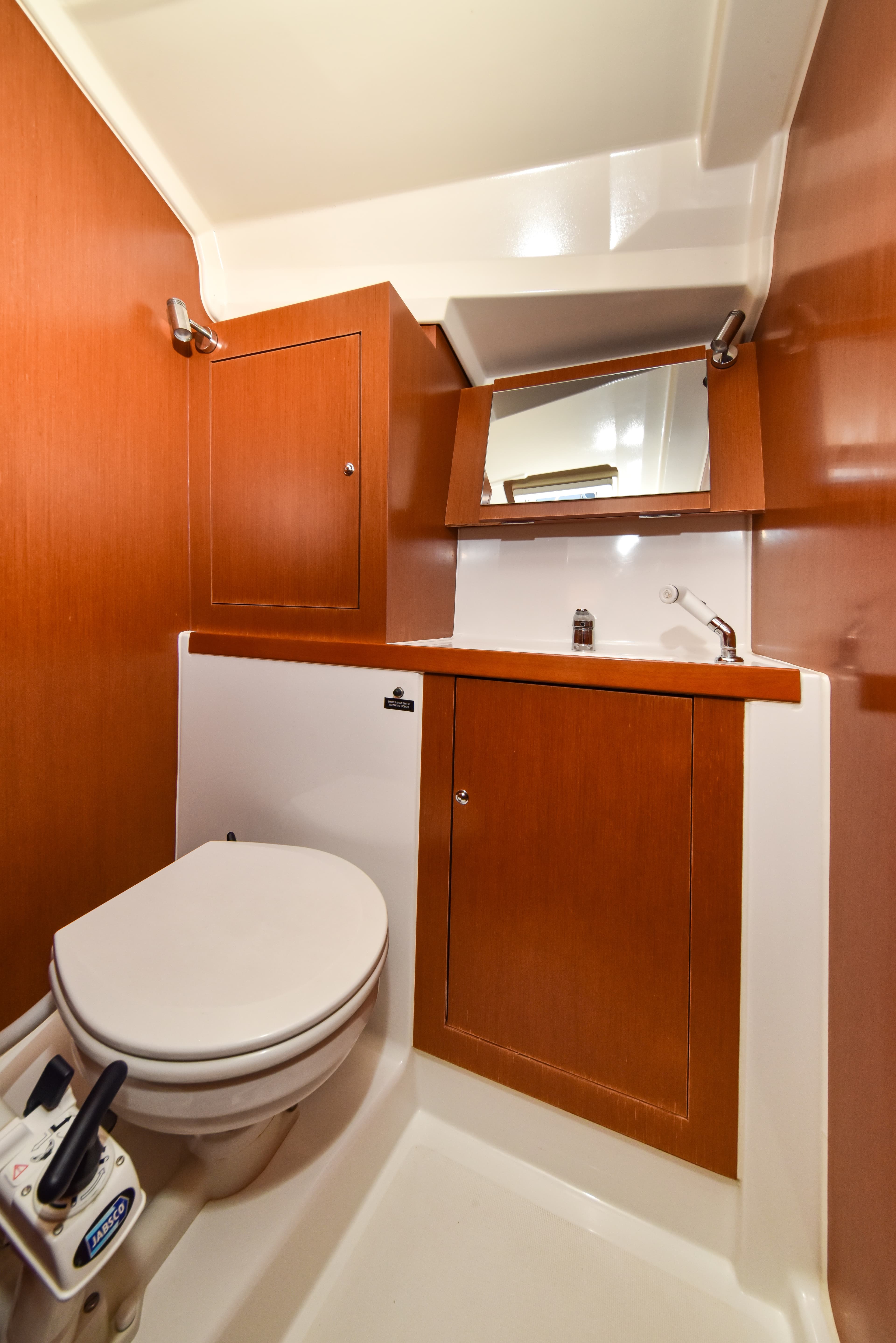 Oceanis 41.1 - photo 15