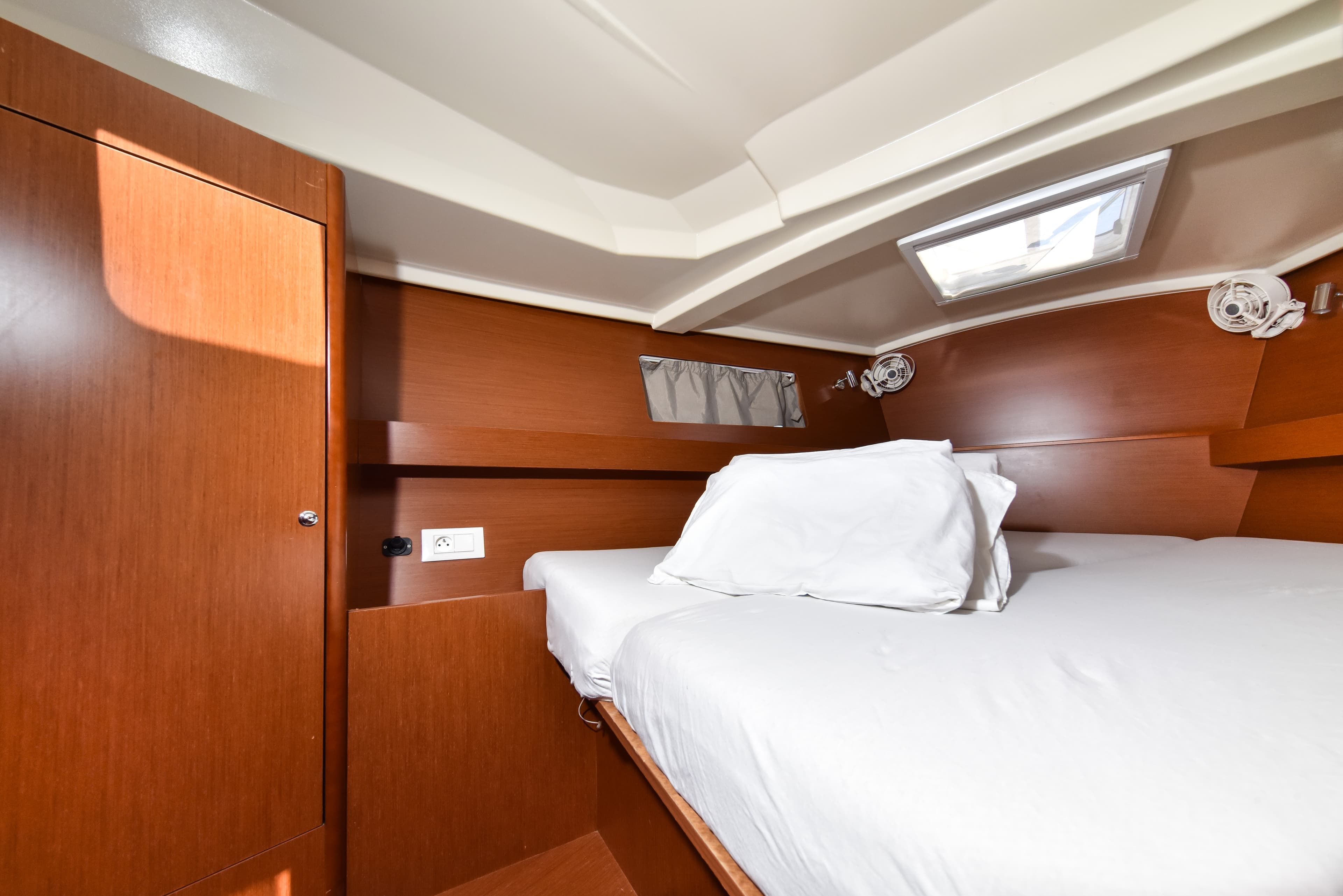 Oceanis 41.1 - photo 17