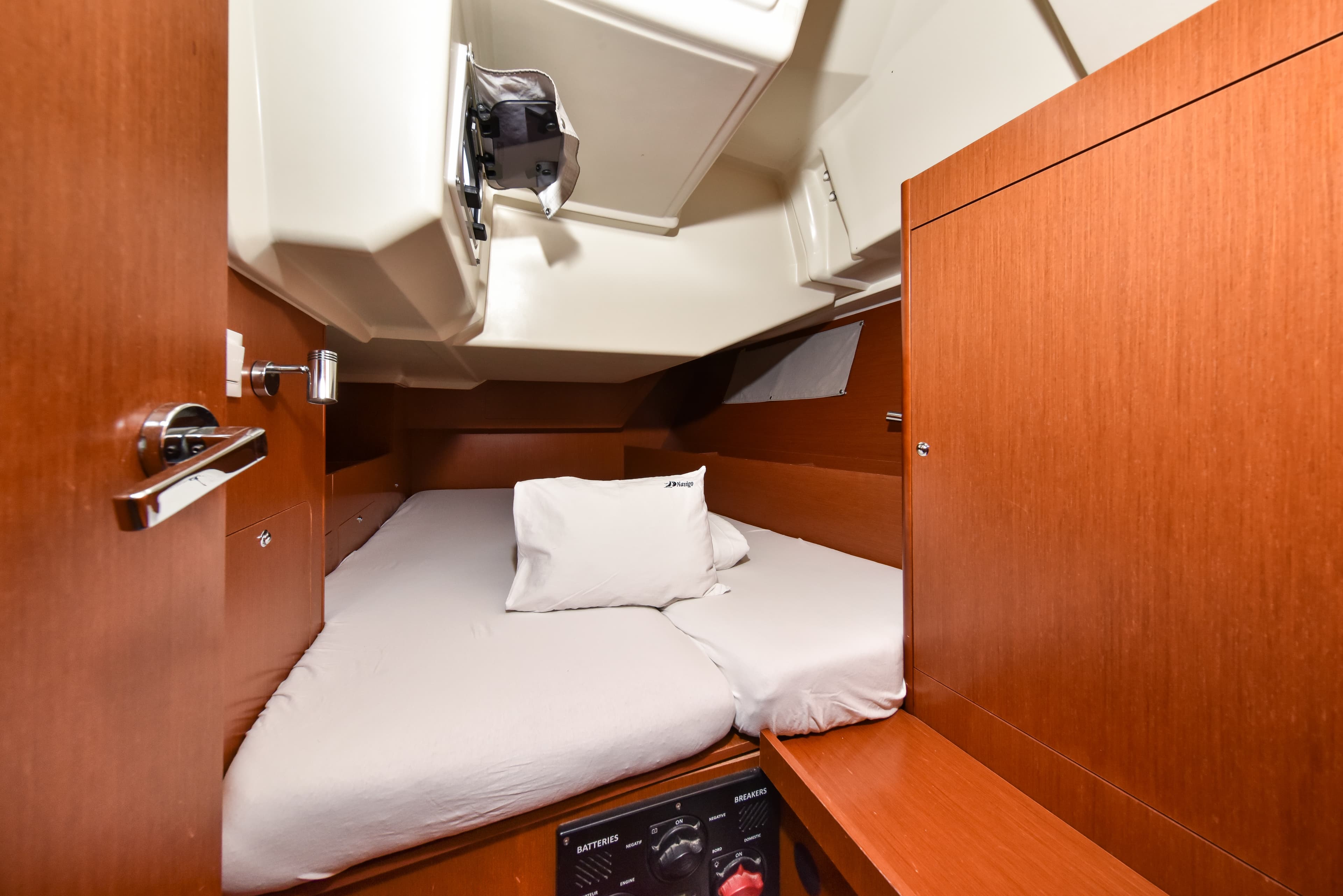 Oceanis 41.1 - photo 39