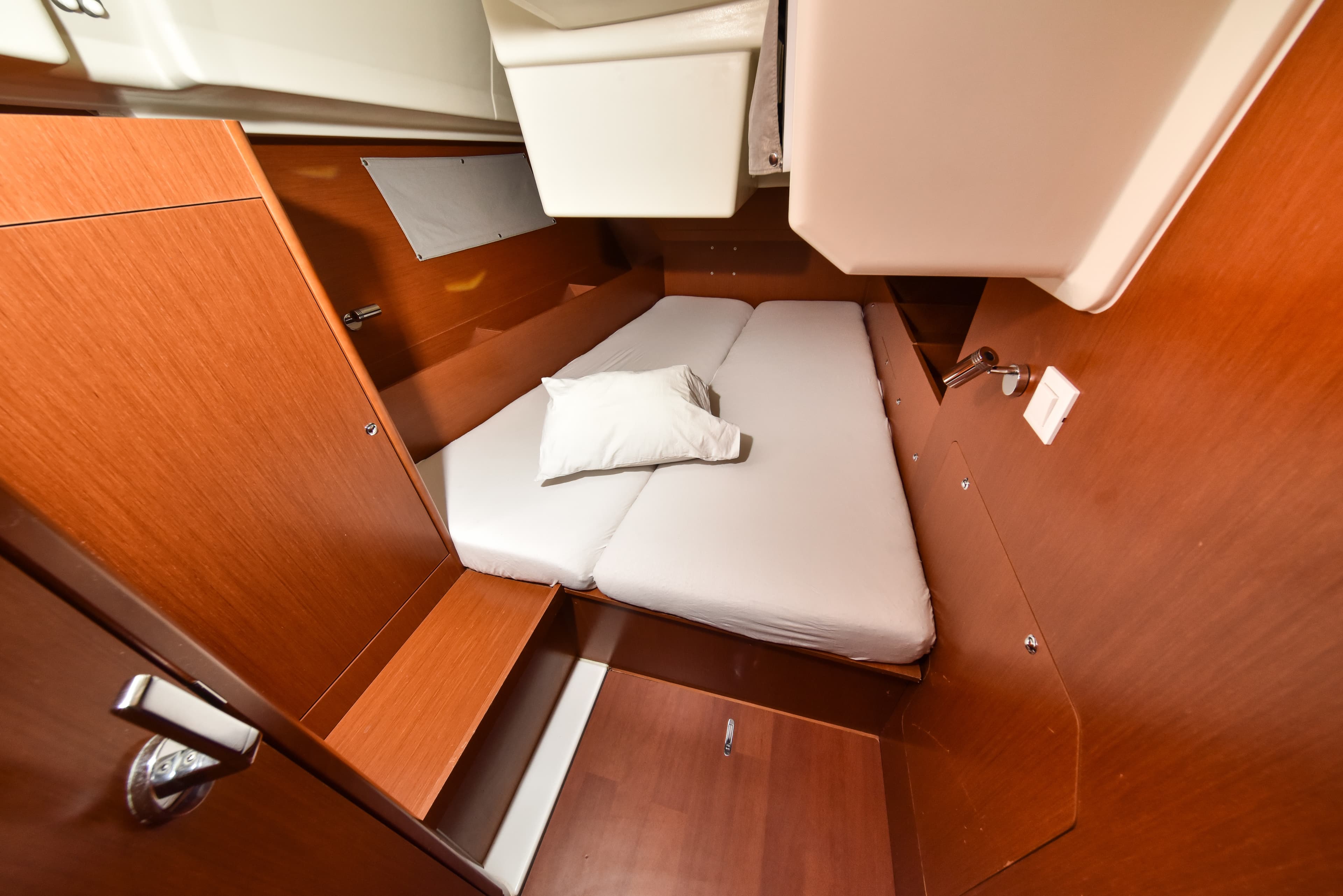 Oceanis 41.1 - photo 33