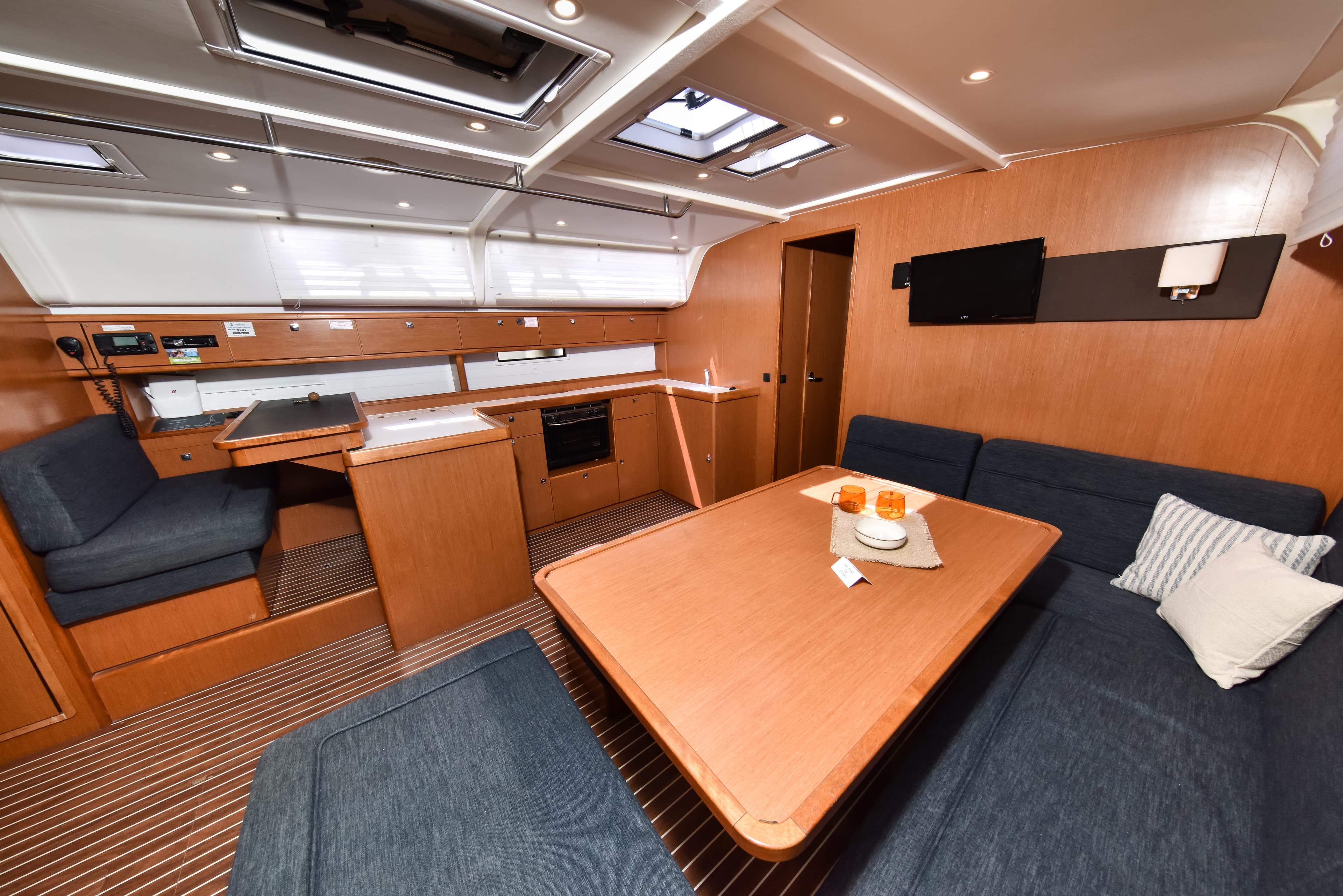 Bavaria Cruiser 51 - photo 32