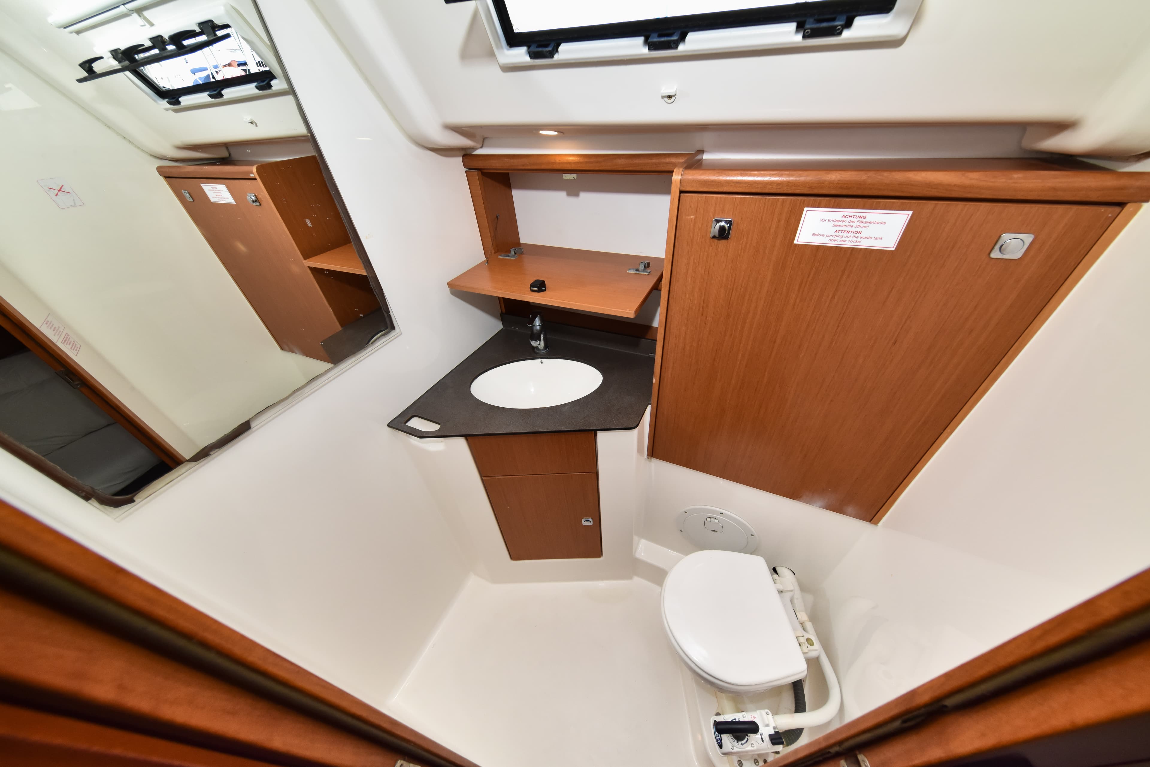 Bavaria Cruiser 51 - photo 21