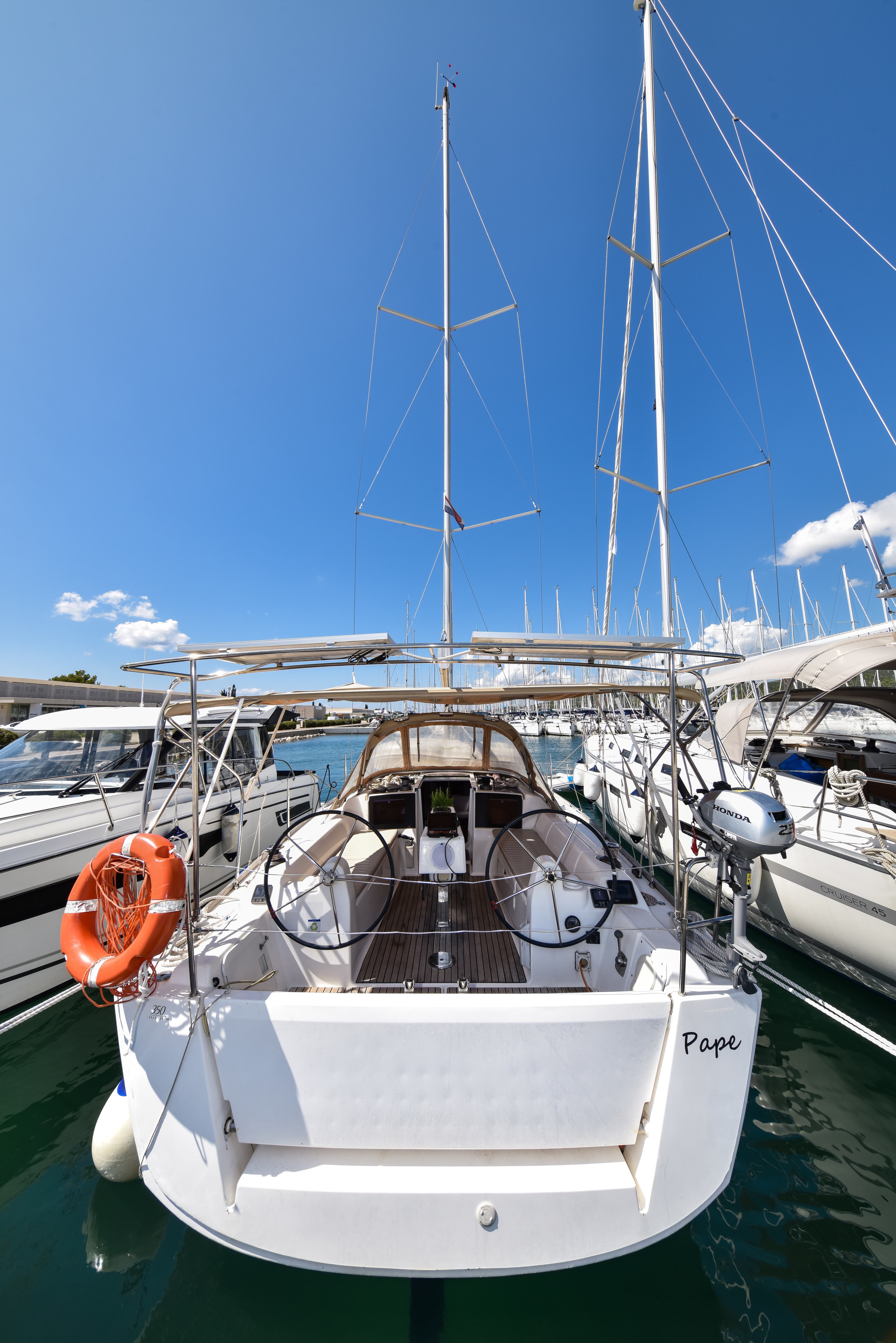 Dufour 350 Grand Large - photo 10