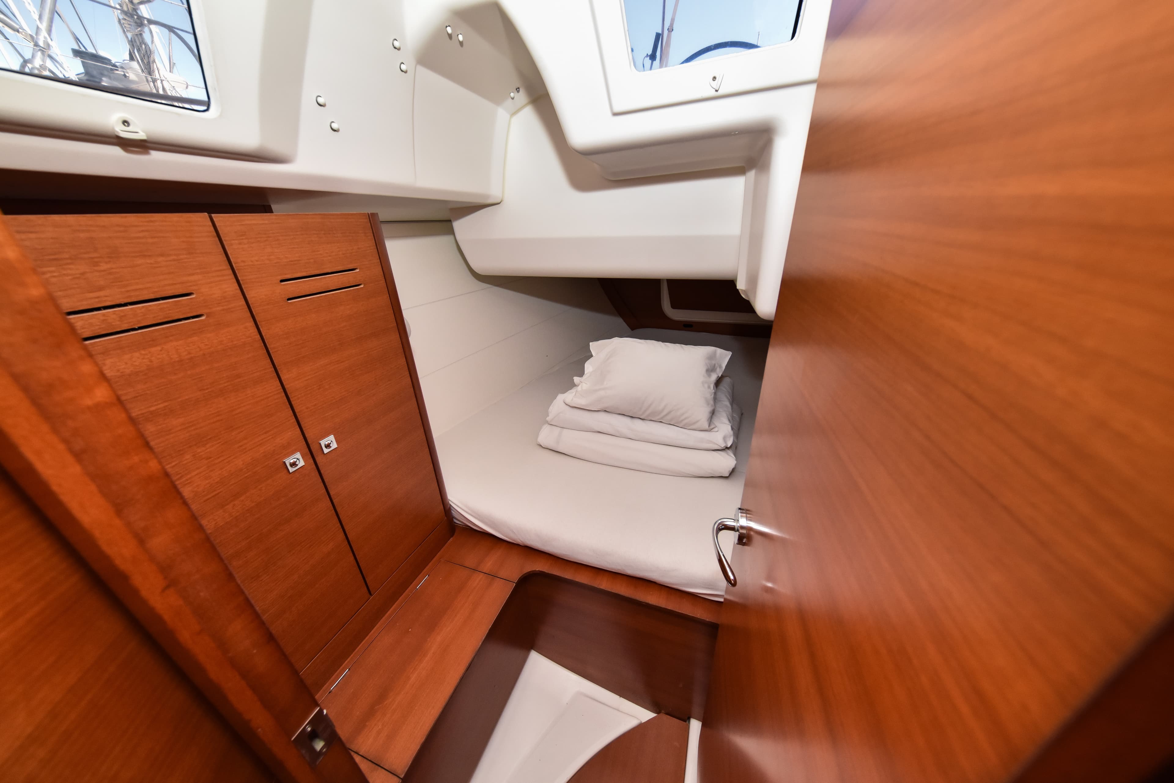 Dufour 350 Grand Large - photo 11