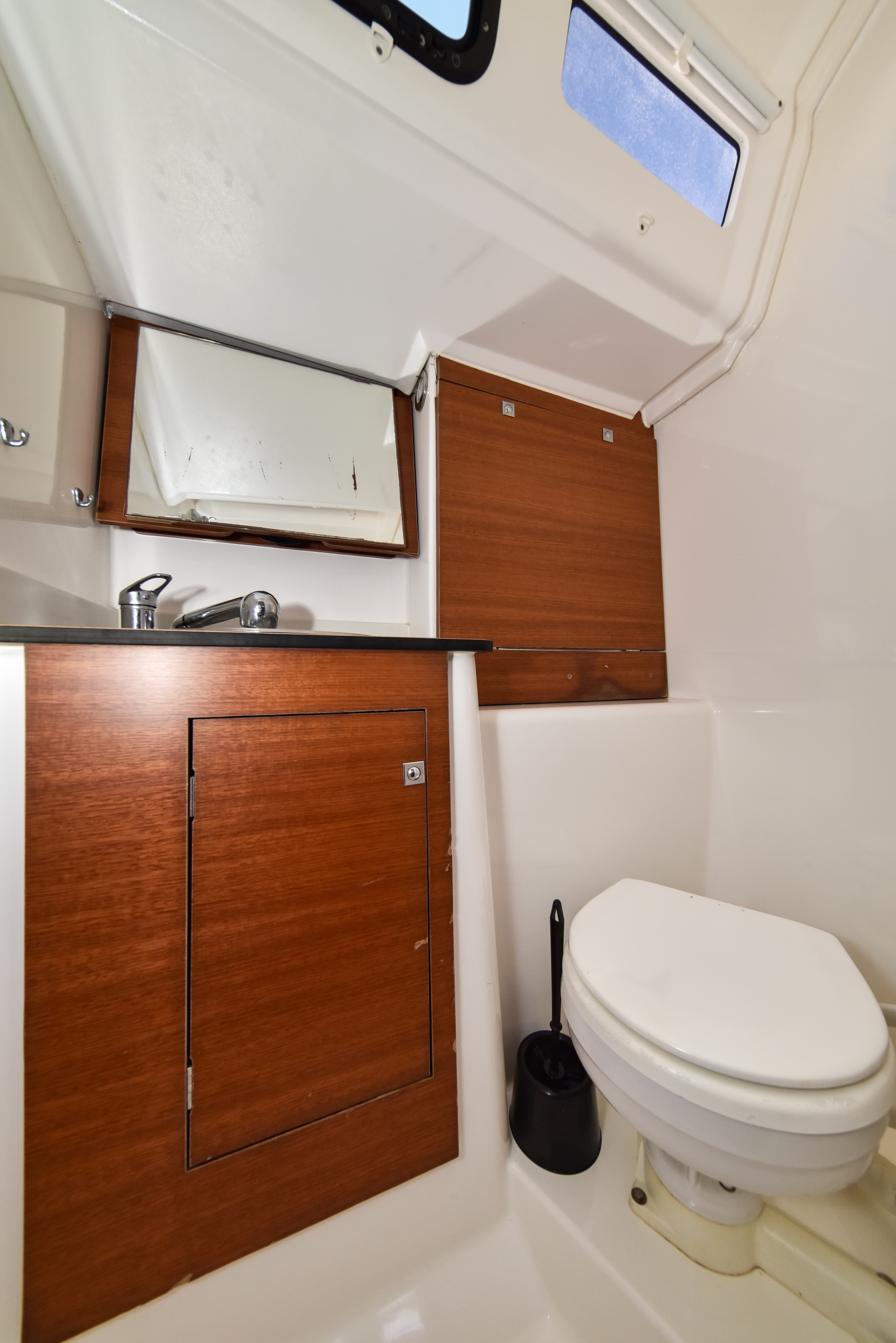 Dufour 350 Grand Large - photo 16