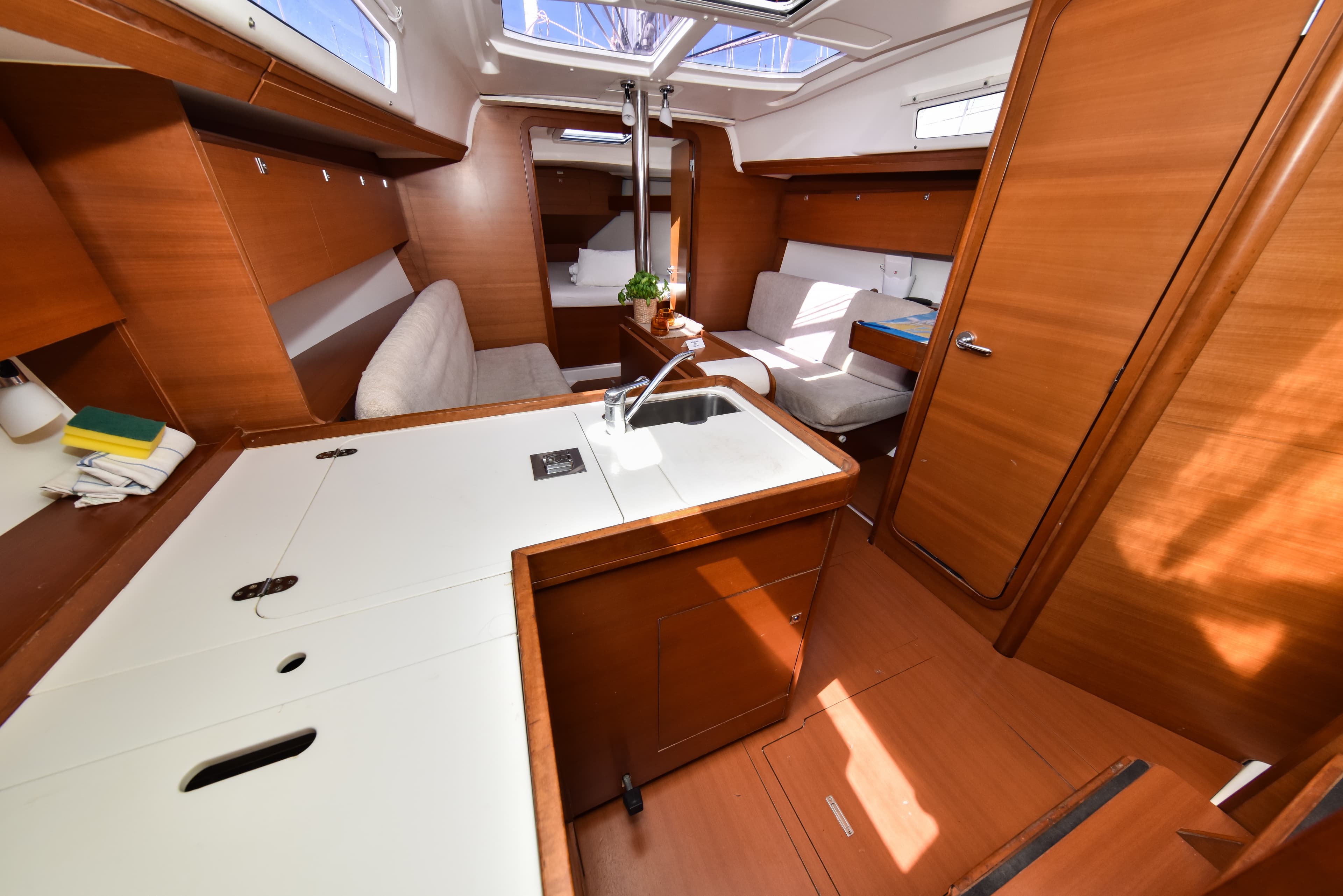 Dufour 350 Grand Large - photo 21