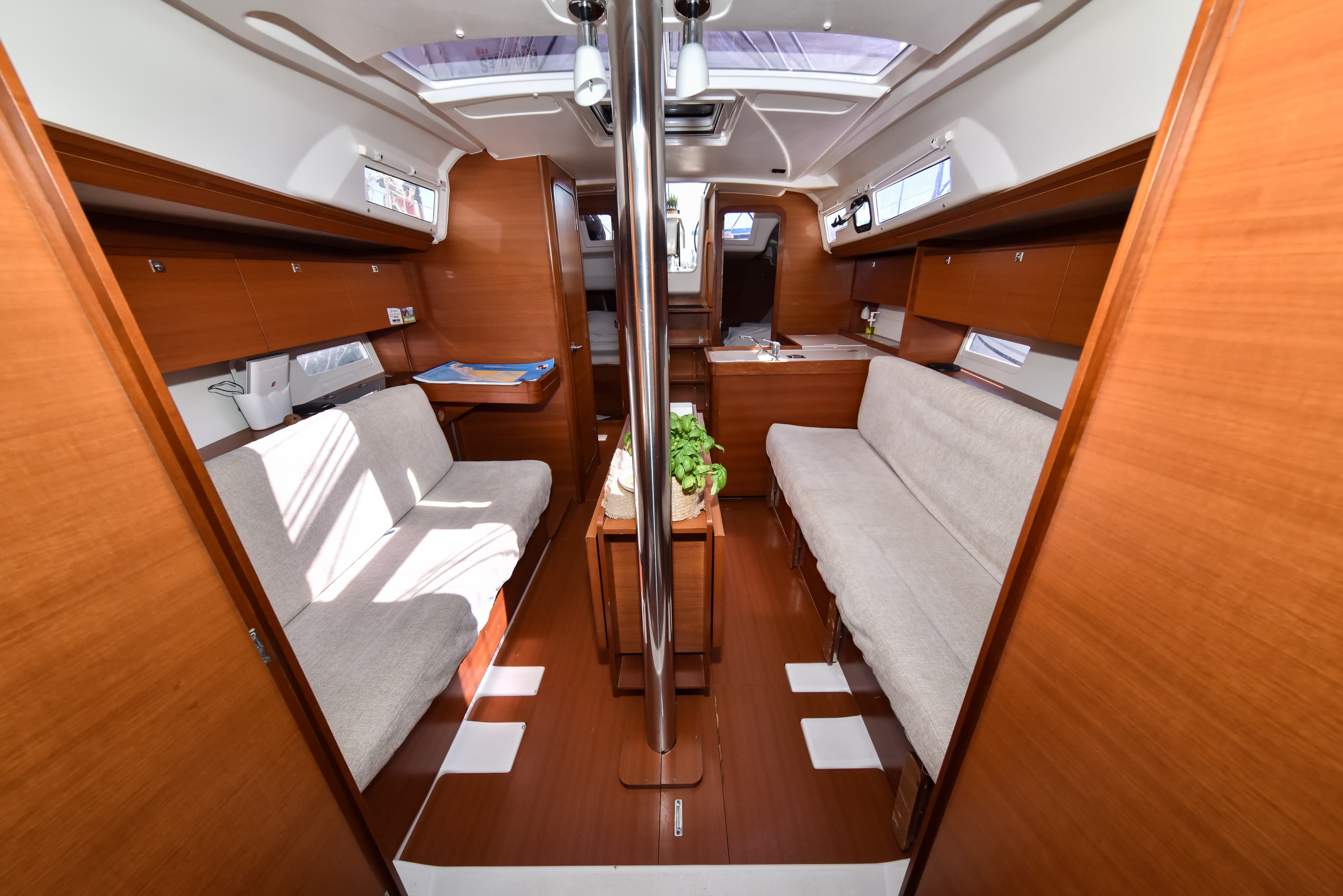 Dufour 350 Grand Large - photo 24