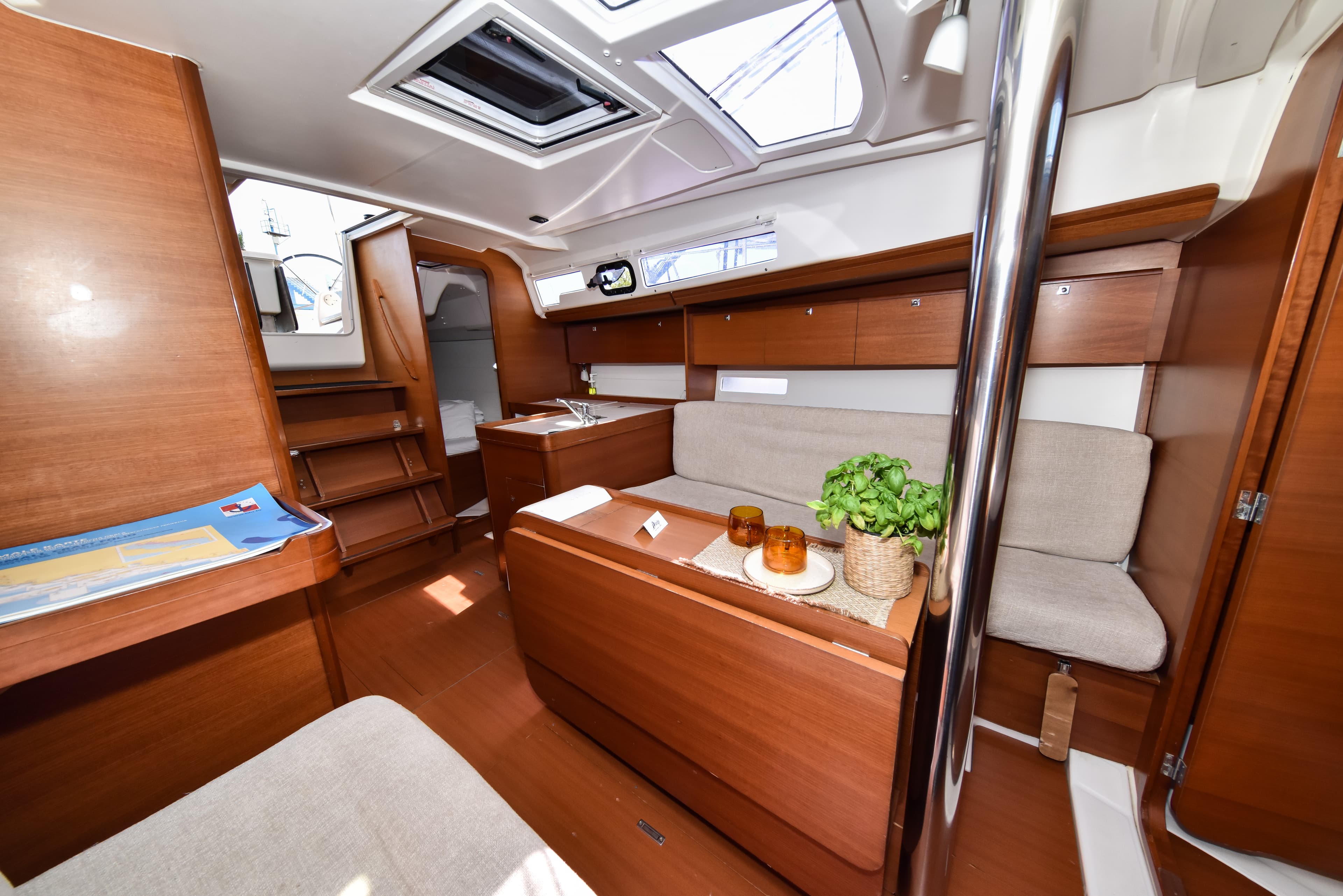 Dufour 350 Grand Large - photo 36