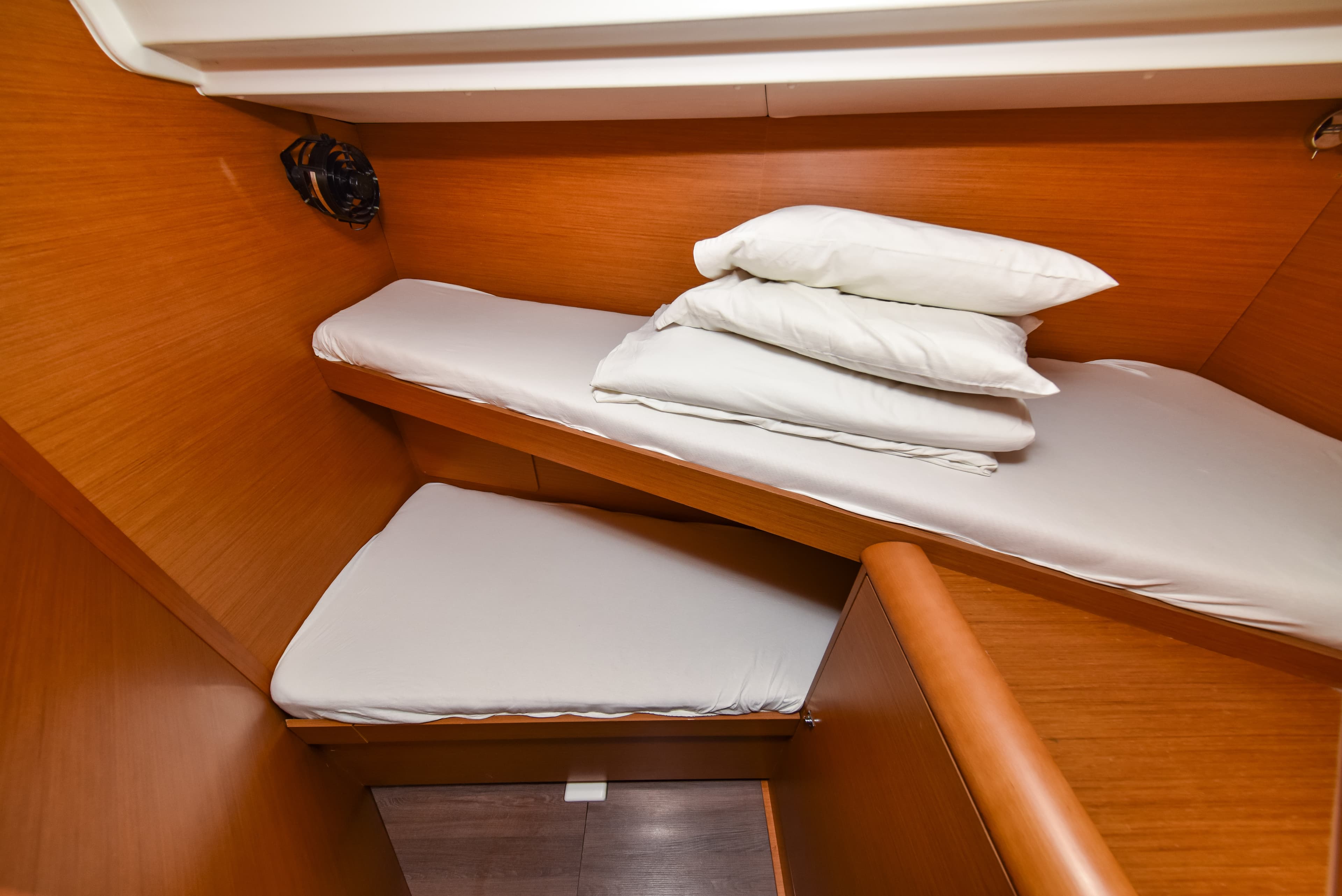 Sun Odyssey 449 - photo 23