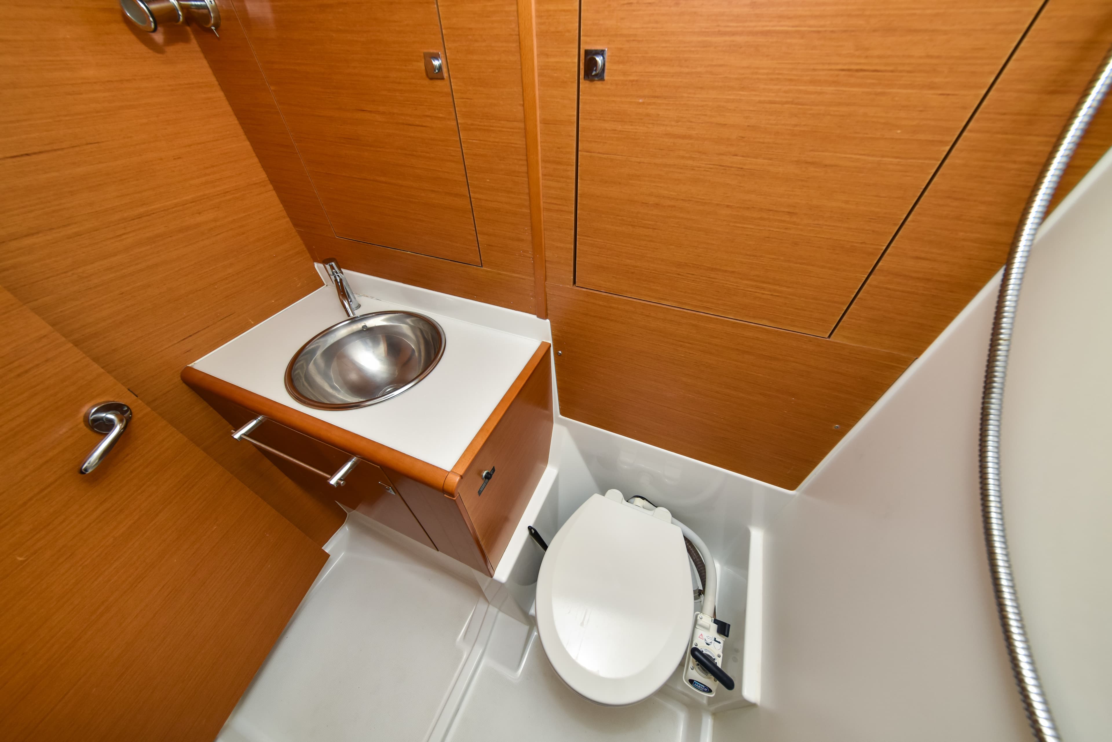 Sun Odyssey 449 - photo 10