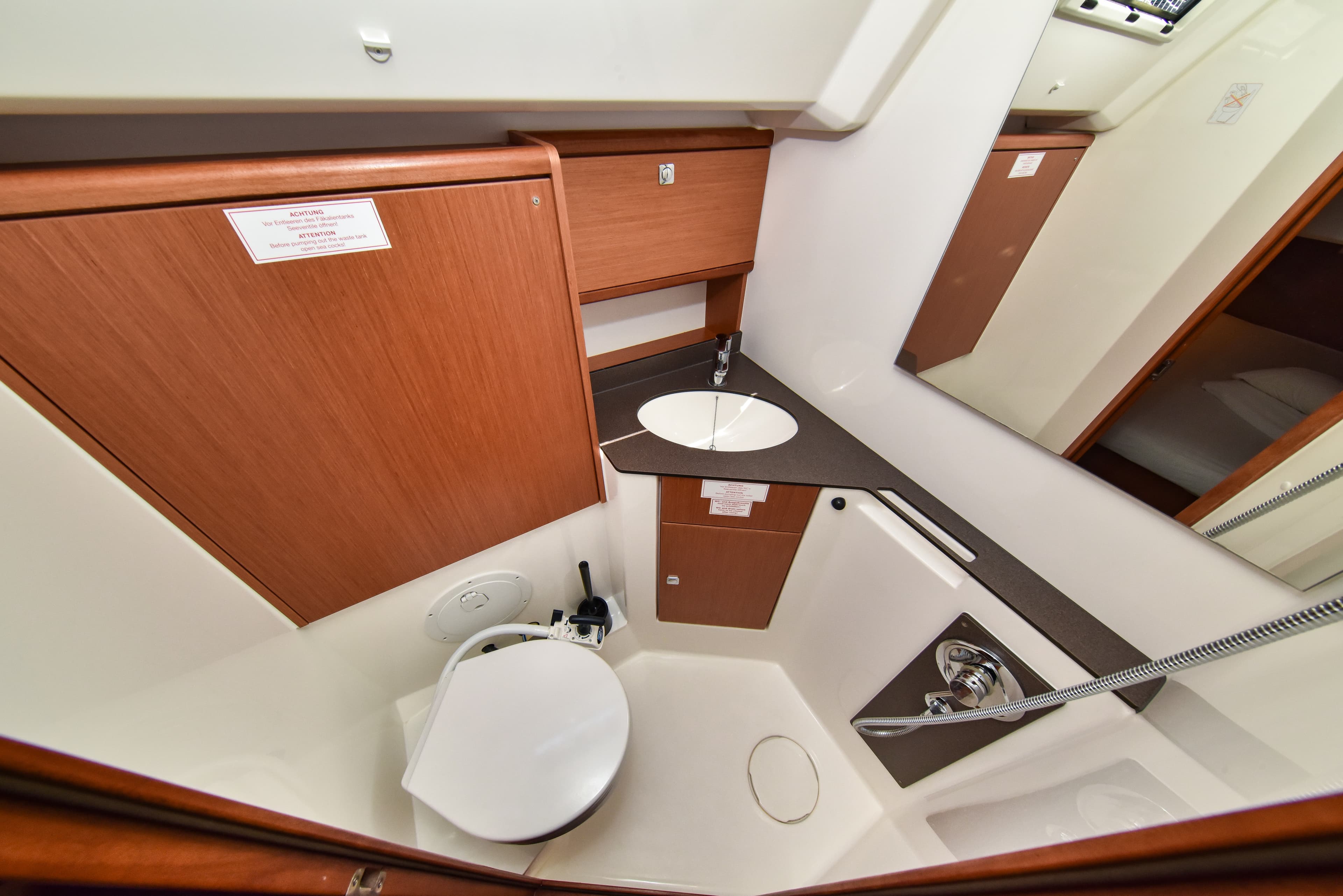 Bavaria Cruiser 46 - photo 29