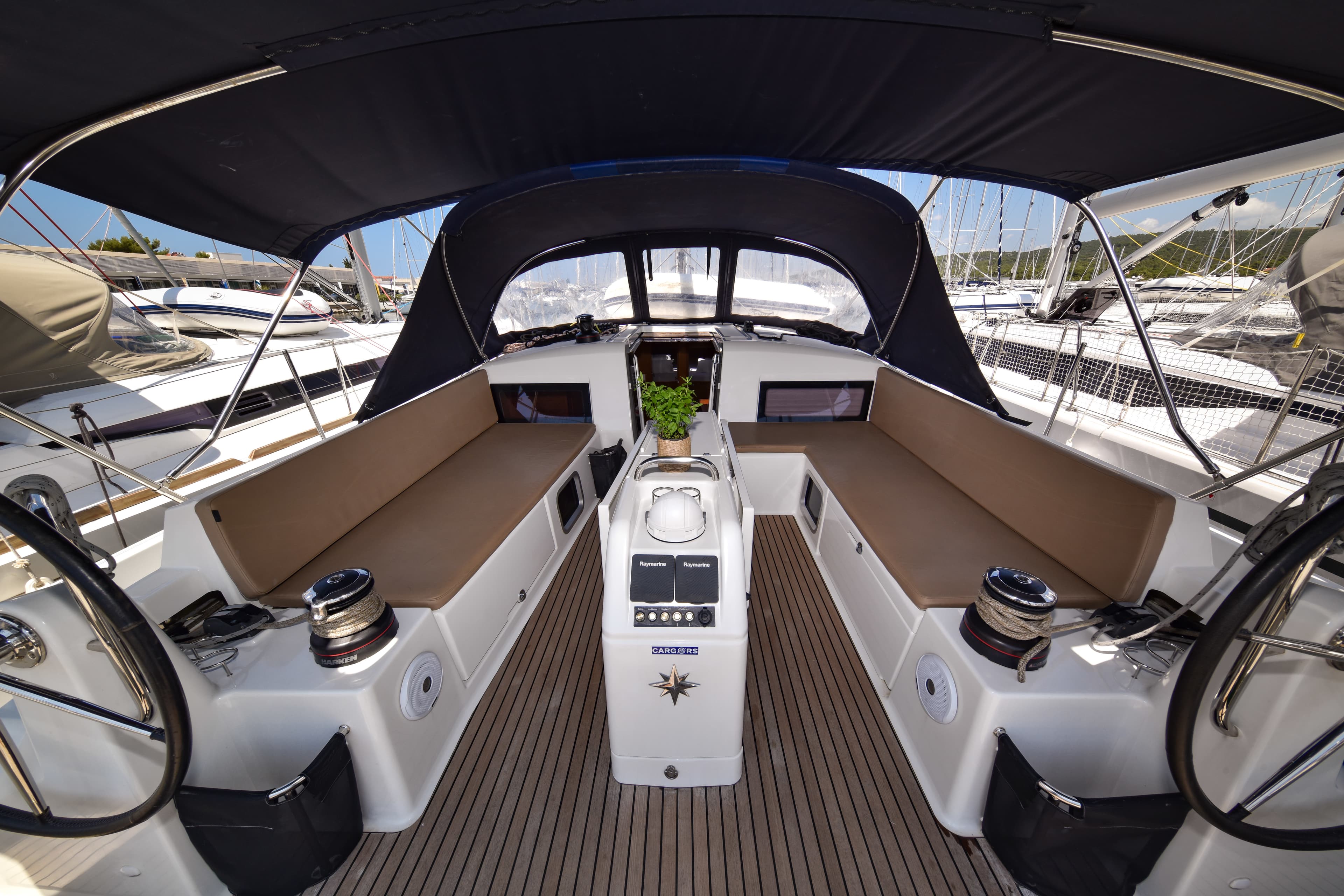 Sun Odyssey 490 - photo 46