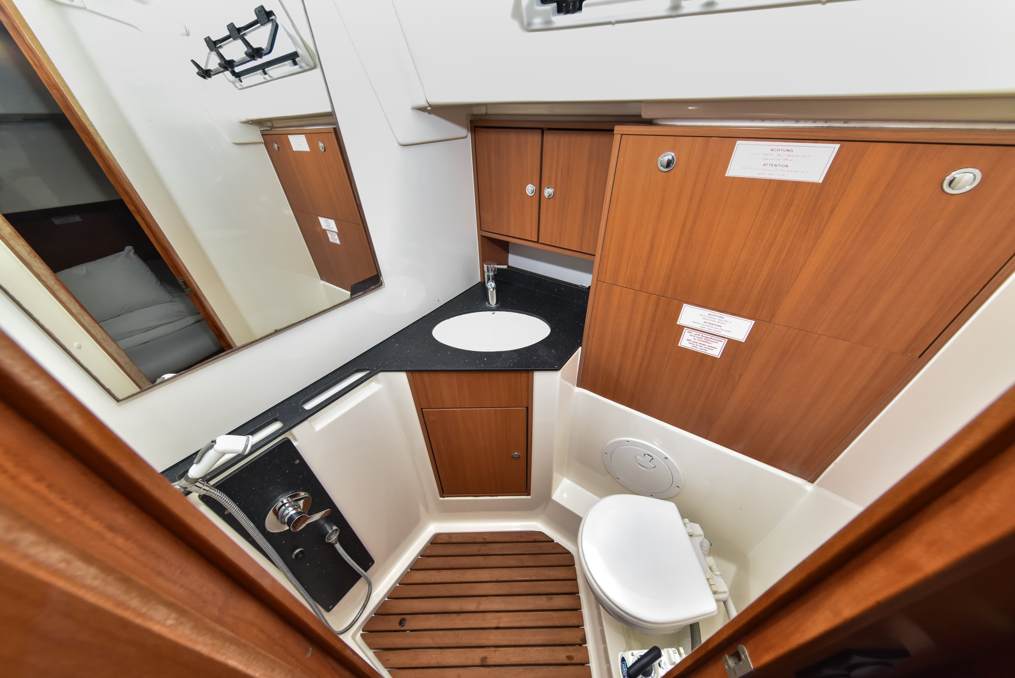 Bavaria Cruiser 45 - photo 48