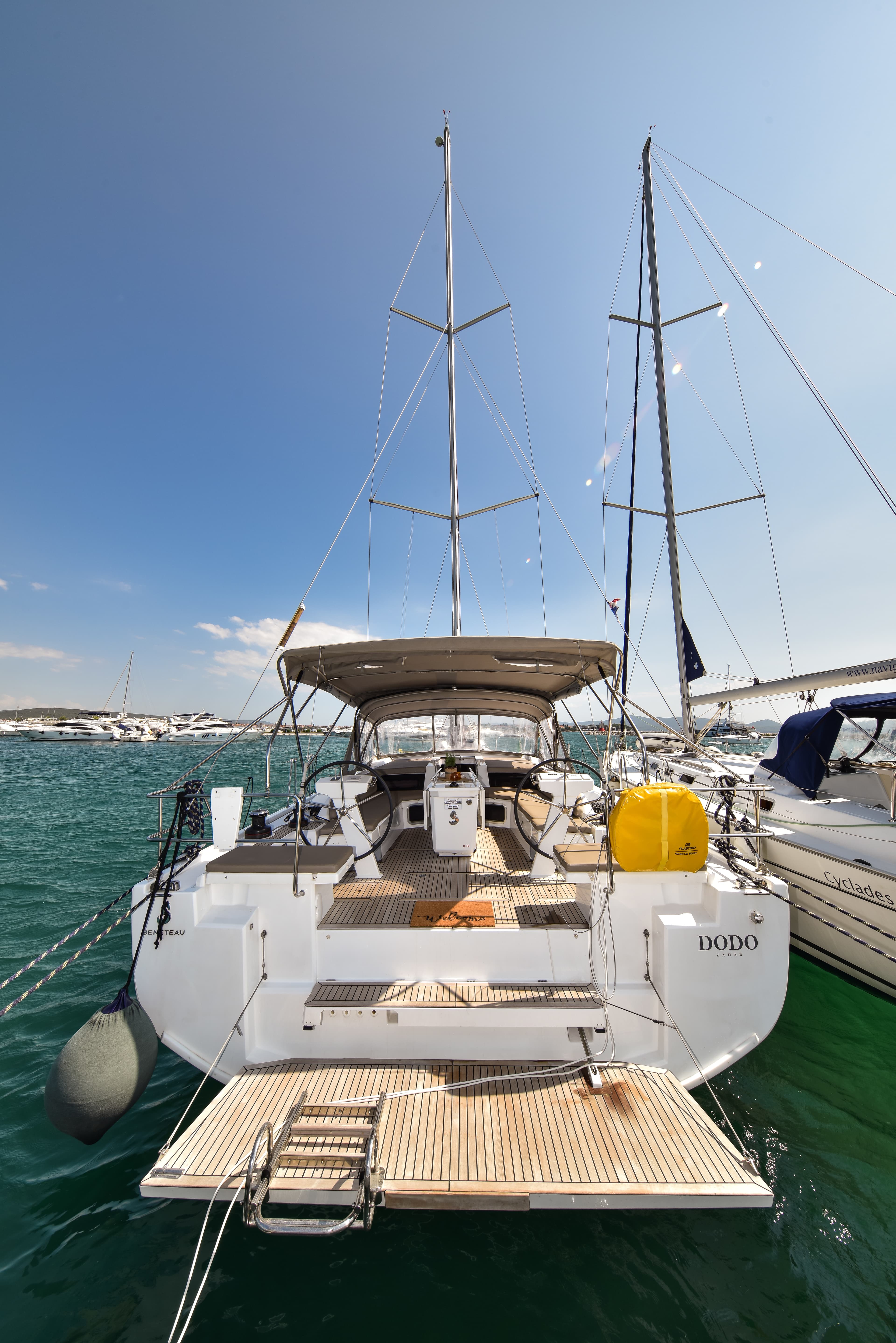 Oceanis 51.1 - photo 4