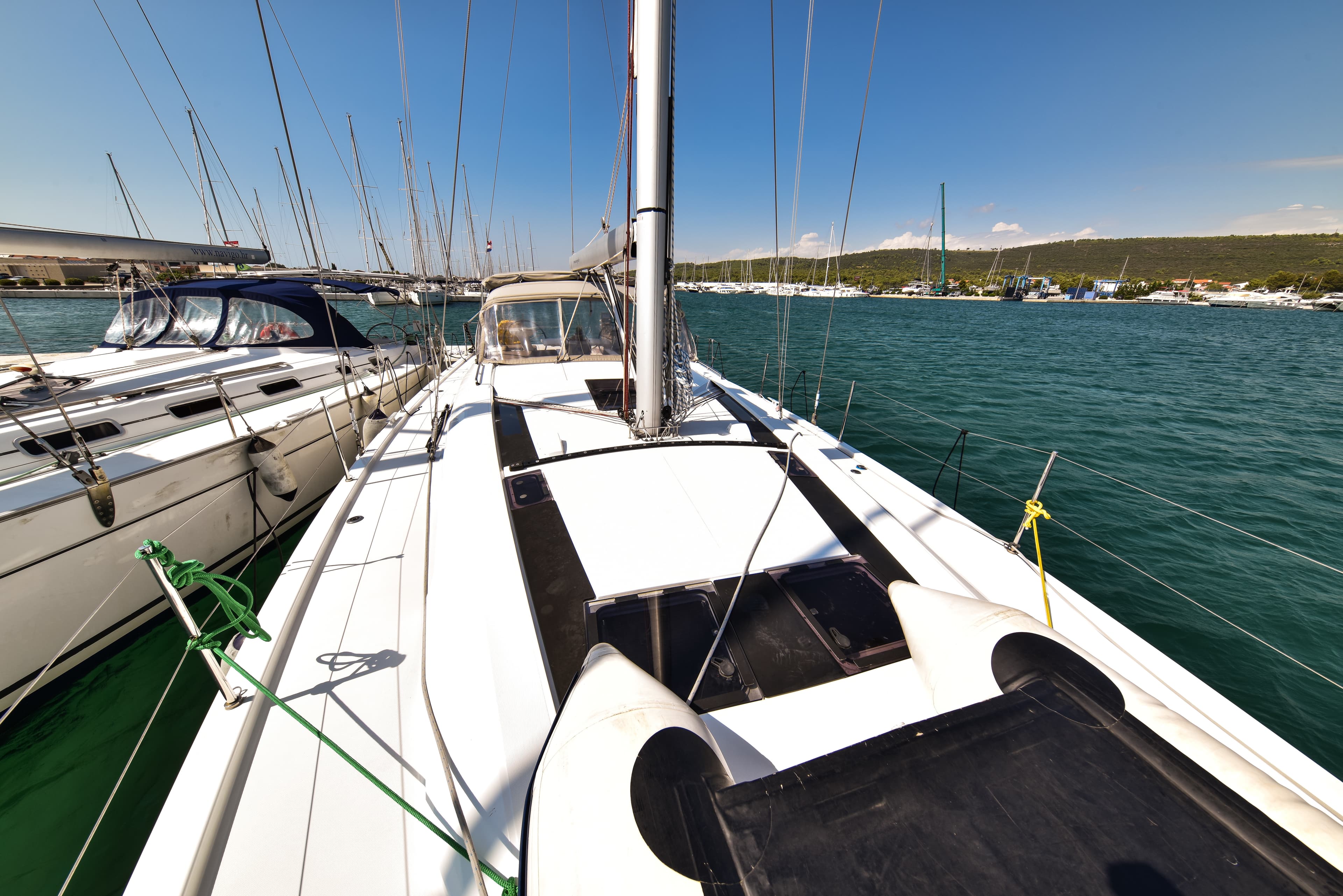 Oceanis 51.1 - photo 12