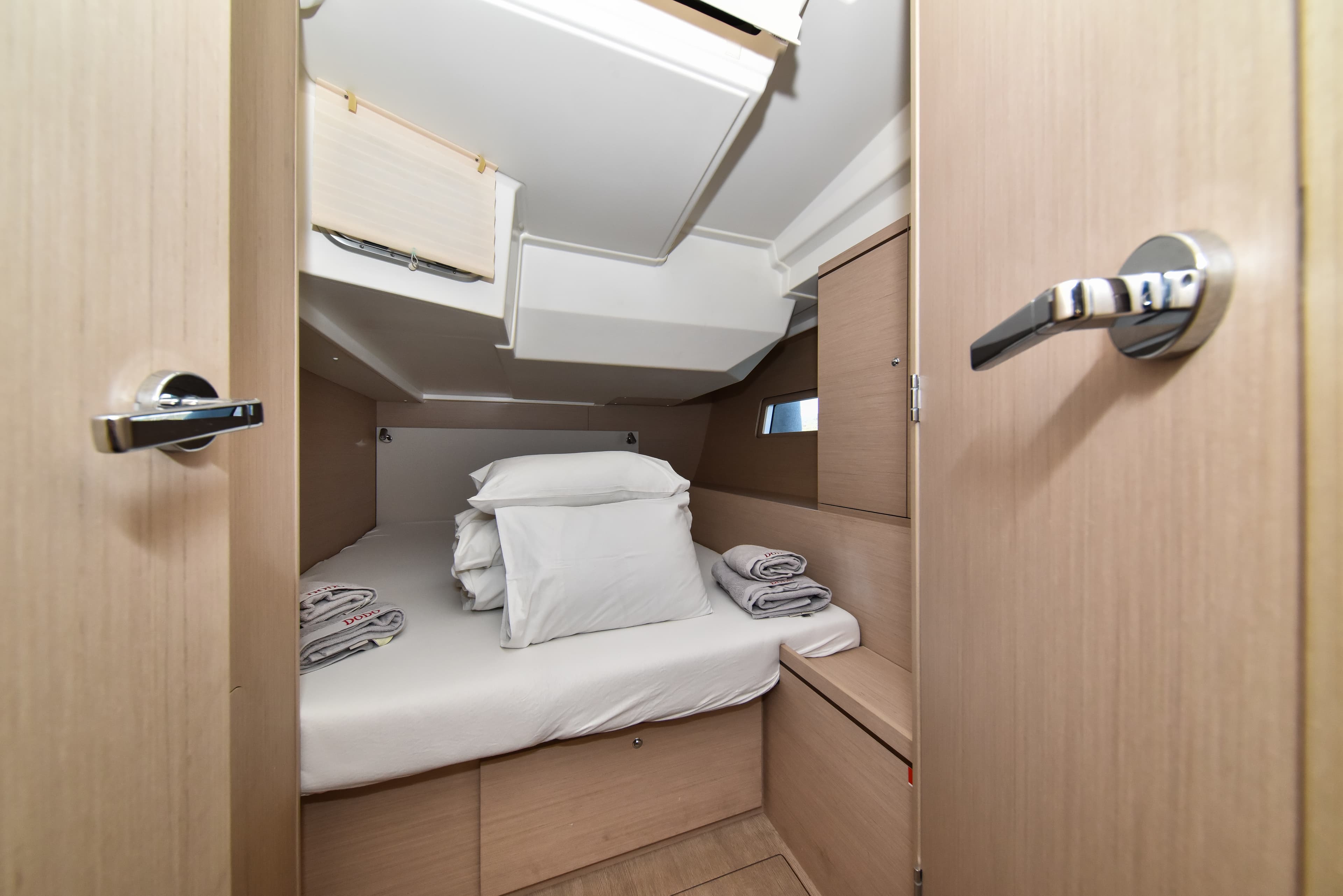 Oceanis 51.1 - photo 18