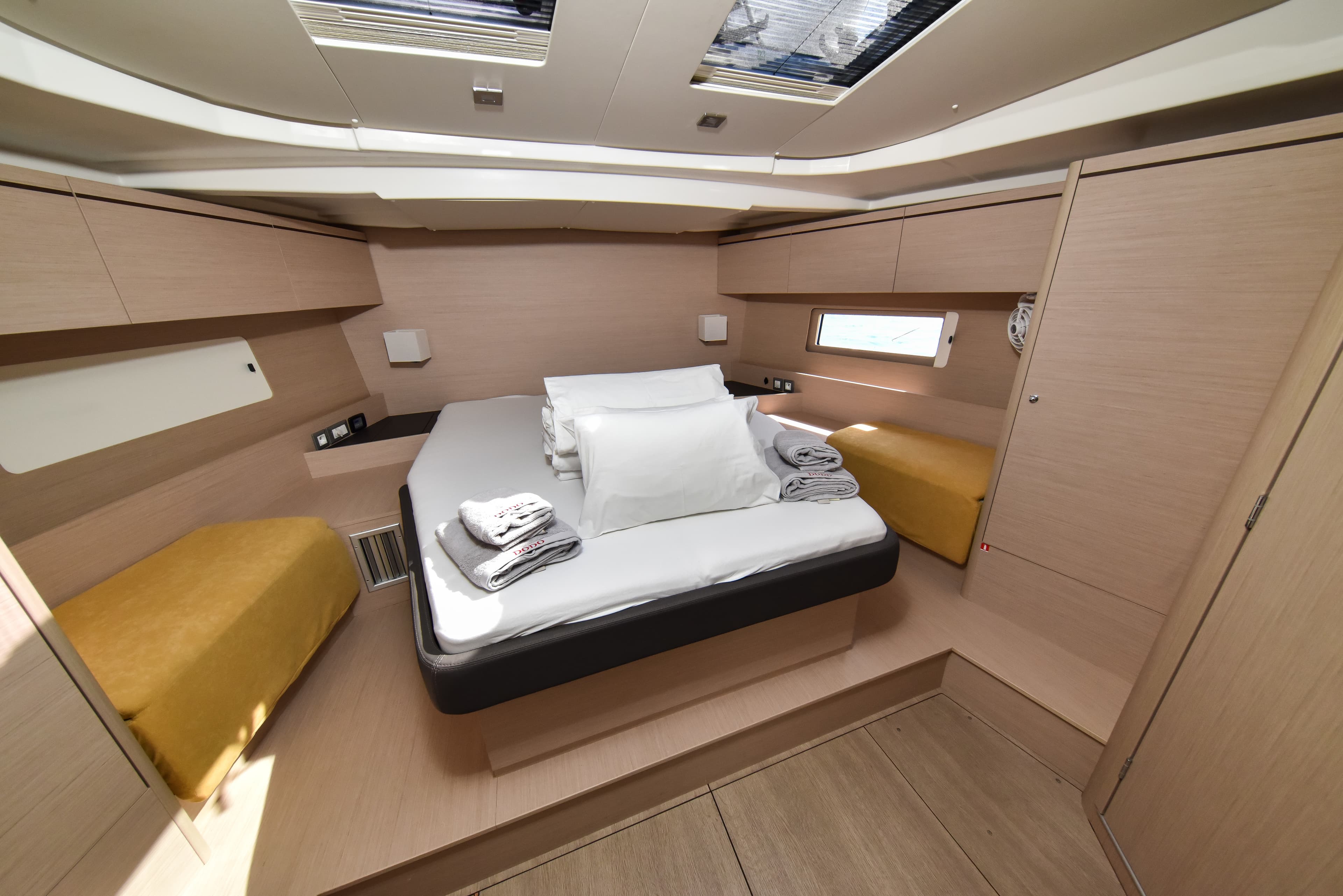 Oceanis 51.1 - photo 35