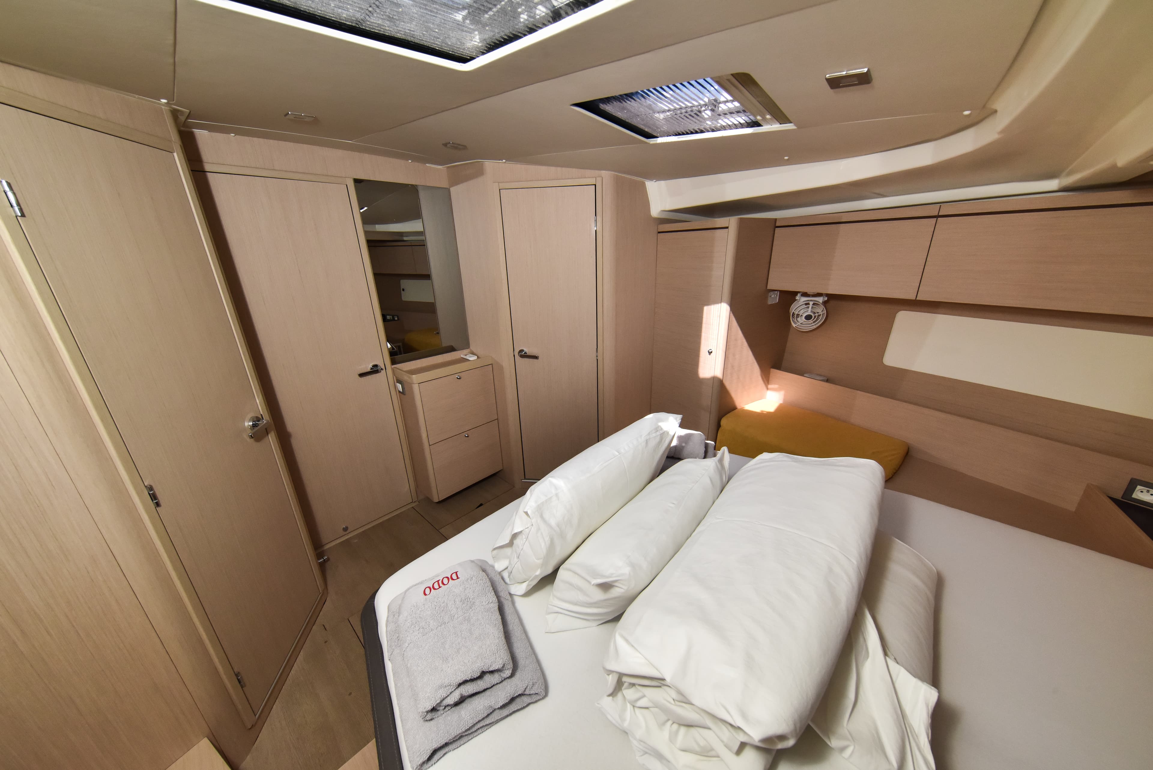 Oceanis 51.1 - photo 40