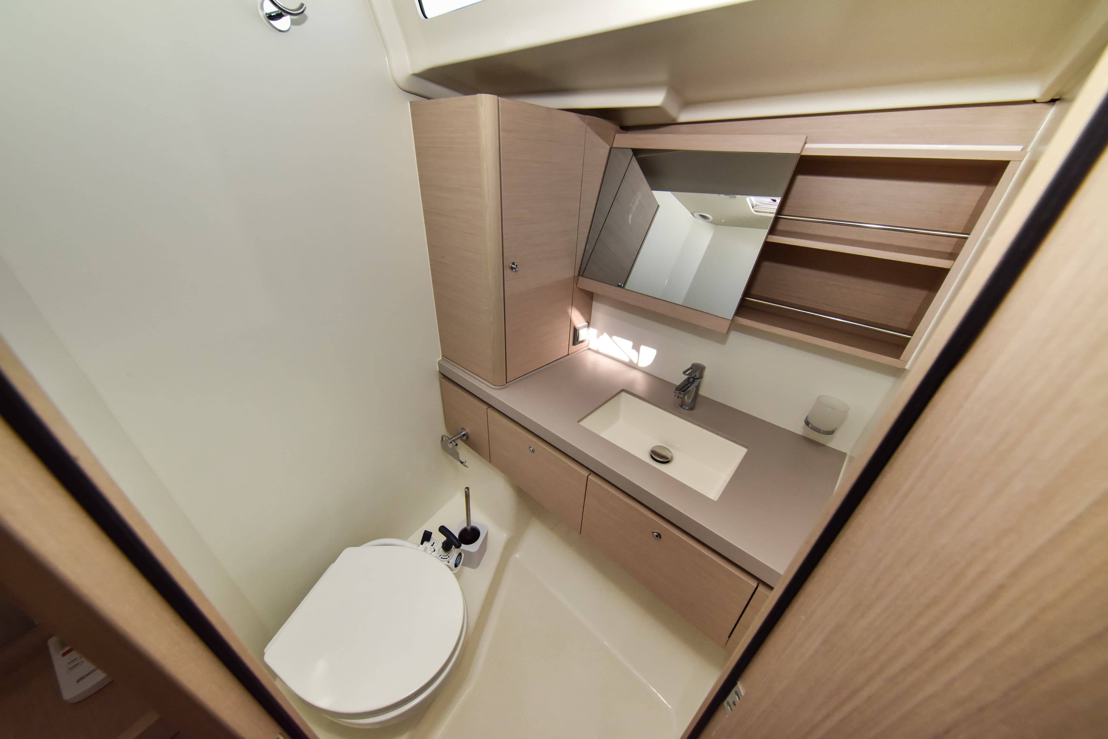 Oceanis 51.1 - photo 45