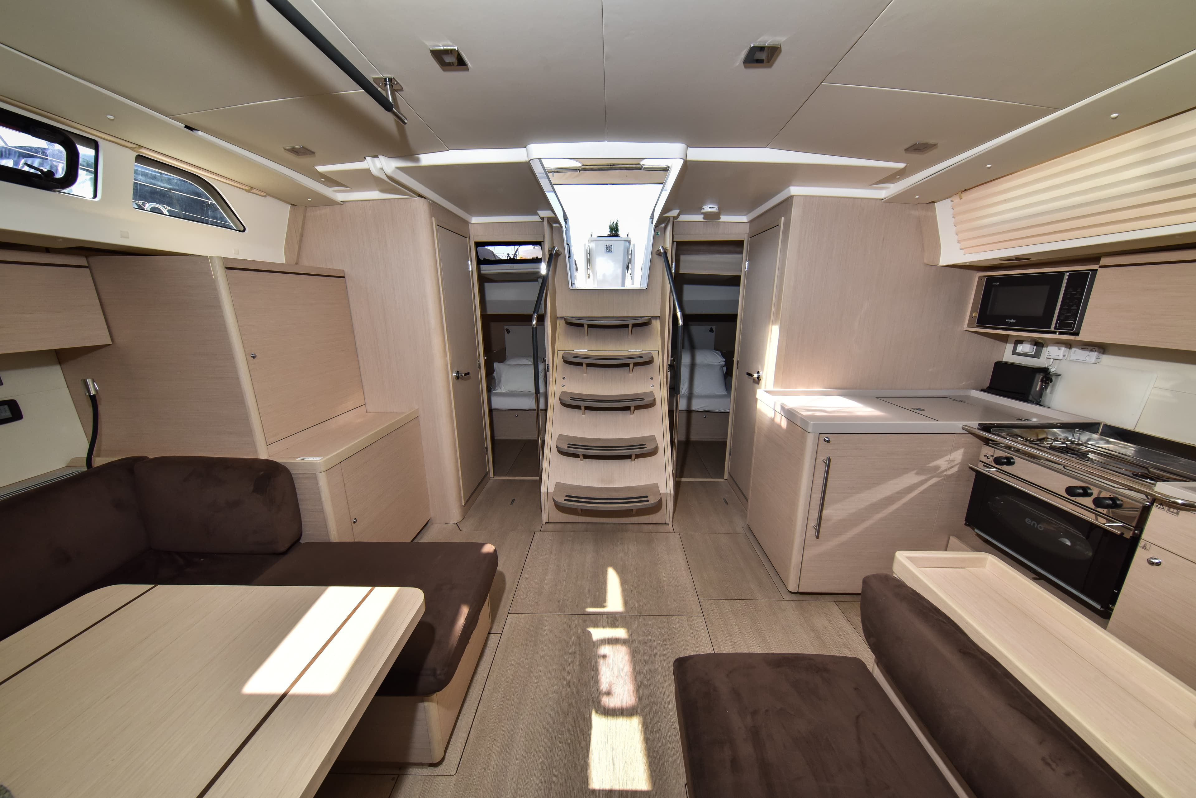 Oceanis 51.1 - photo 15