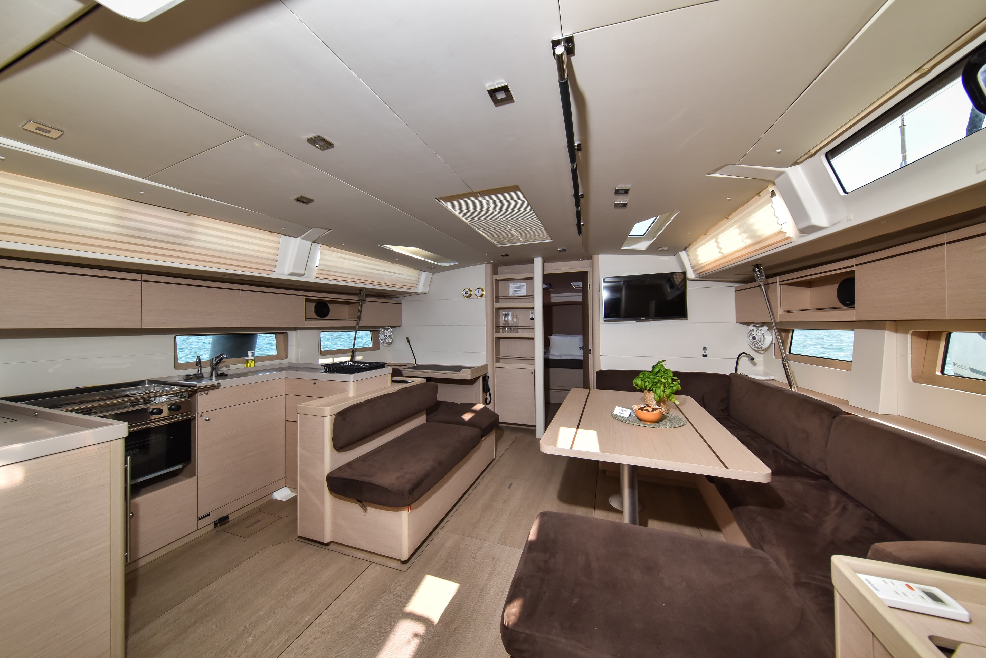 Oceanis 51.1 - photo 54