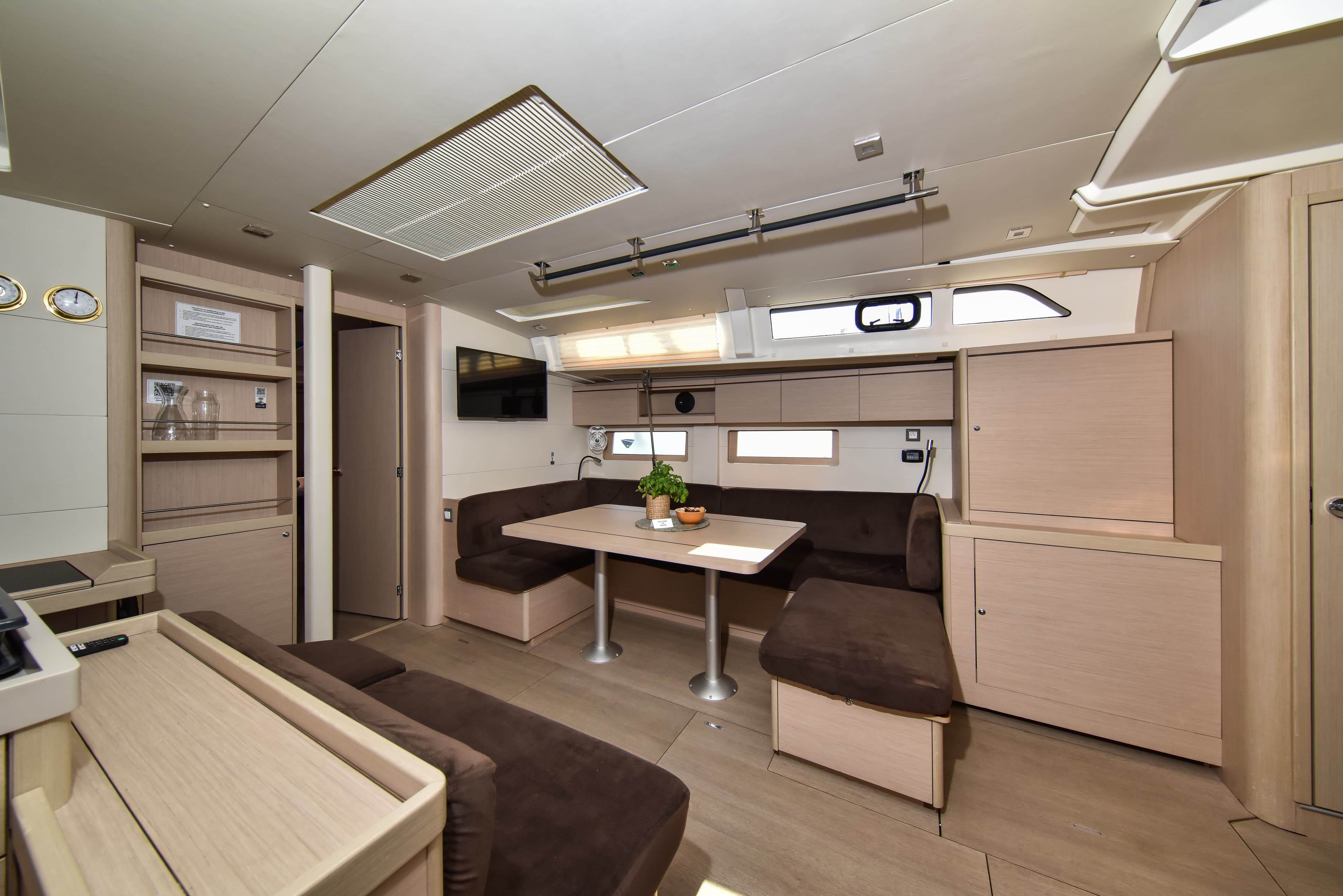 Oceanis 51.1 - photo 55