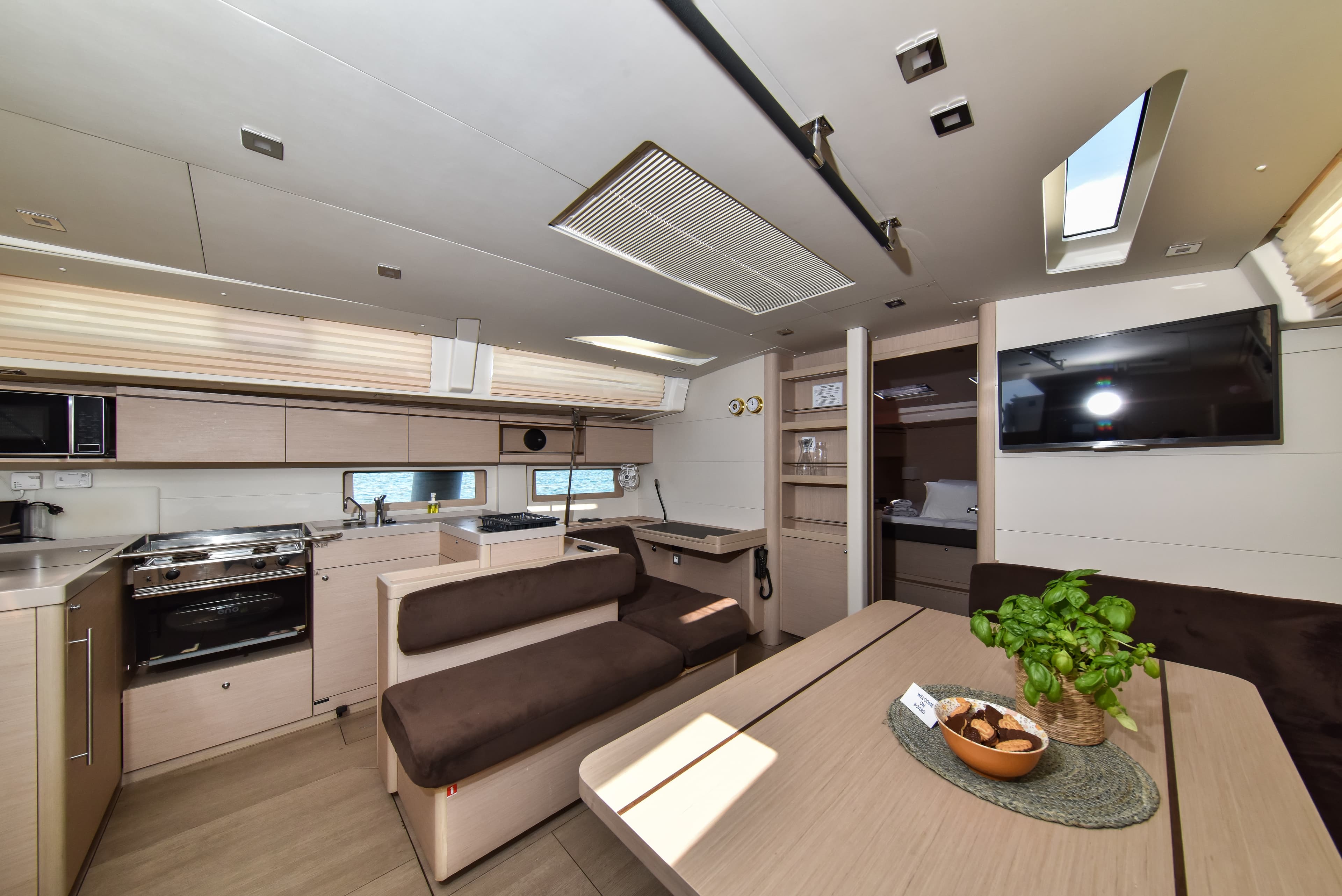 Oceanis 51.1 - photo 61