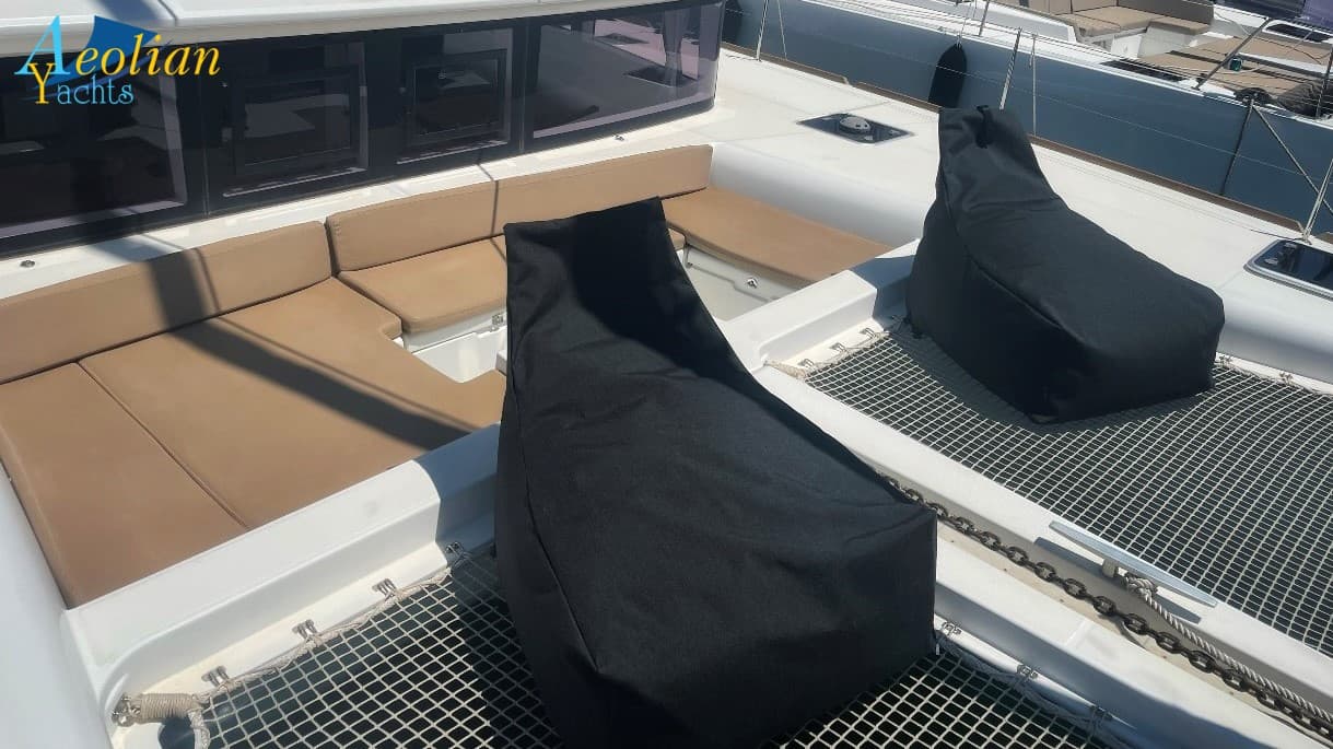 Lagoon 450 Fly - photo 5