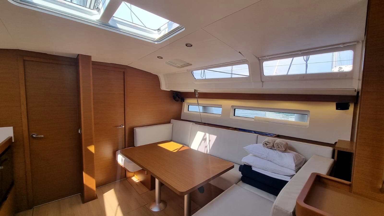 Sun Odyssey 490 - photo 26