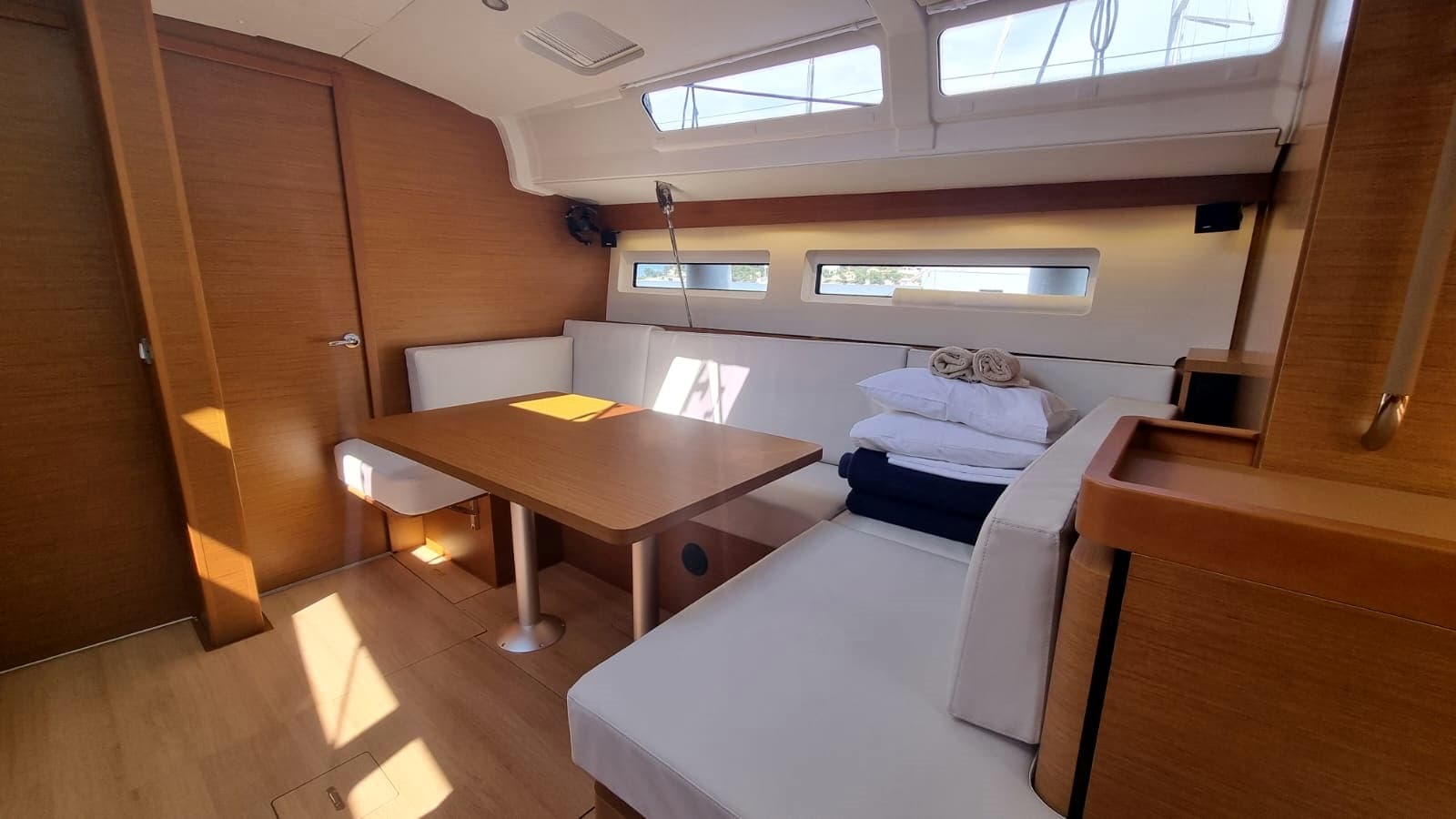 Sun Odyssey 490 - photo 37