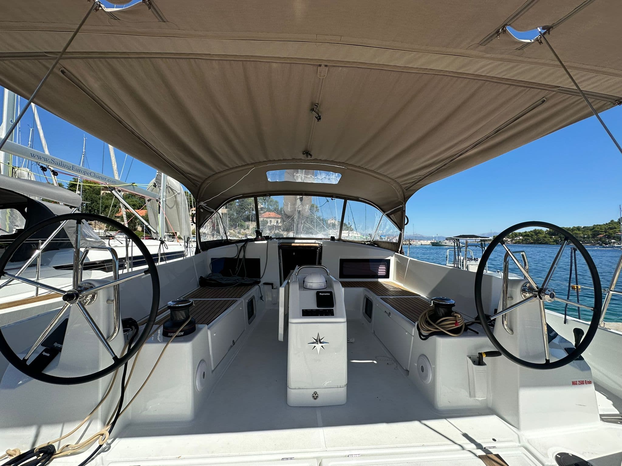 Sun Odyssey 490 - photo 19