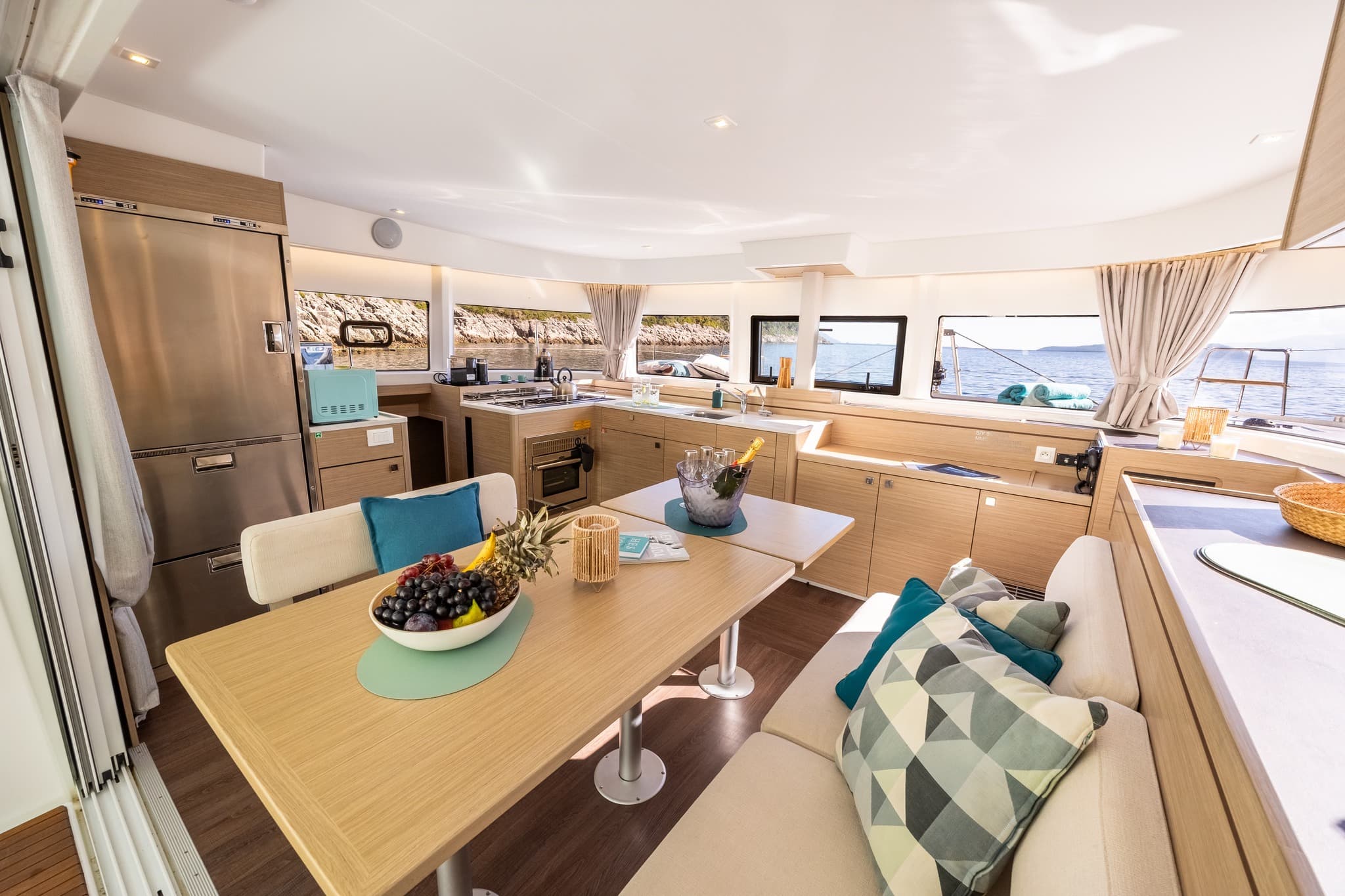 Lagoon 43 - photo 13