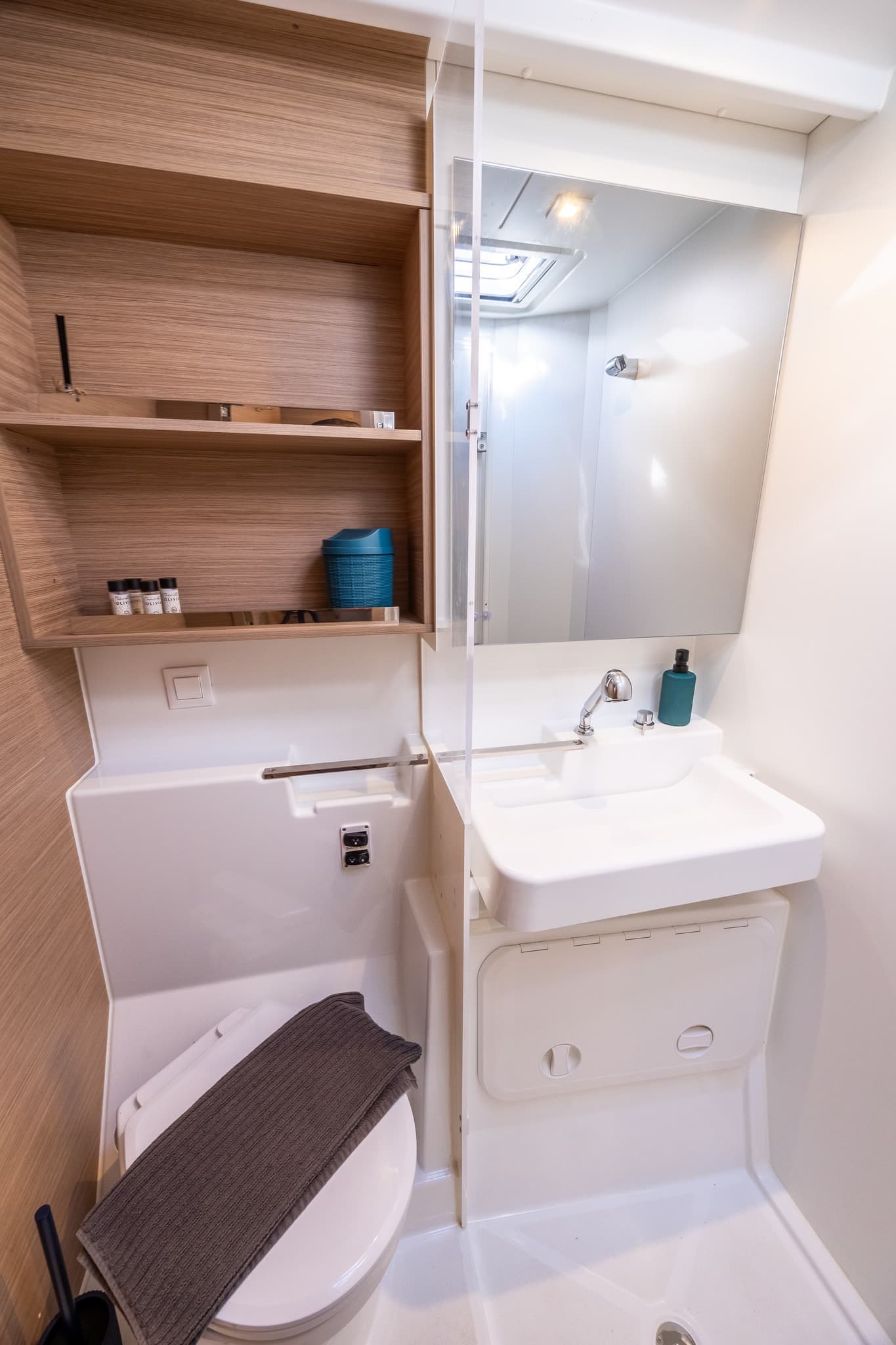 Lagoon 43 - photo 17