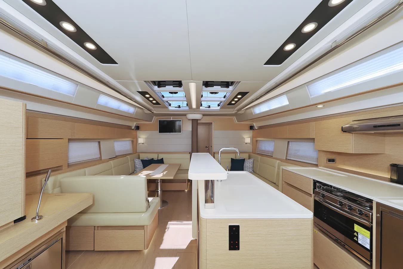 Hanse 588 - photo 18