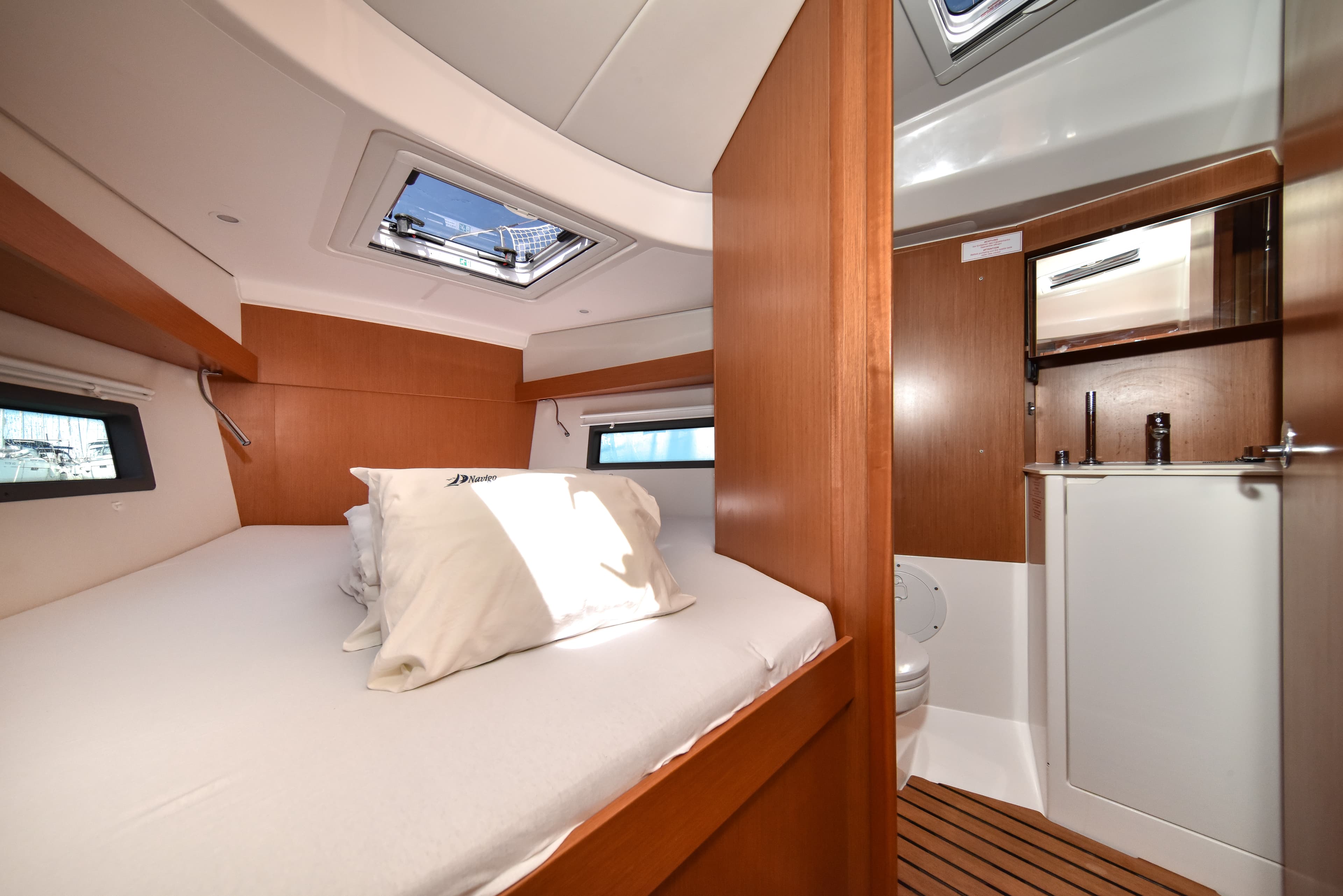 Bavaria C38 - photo 30