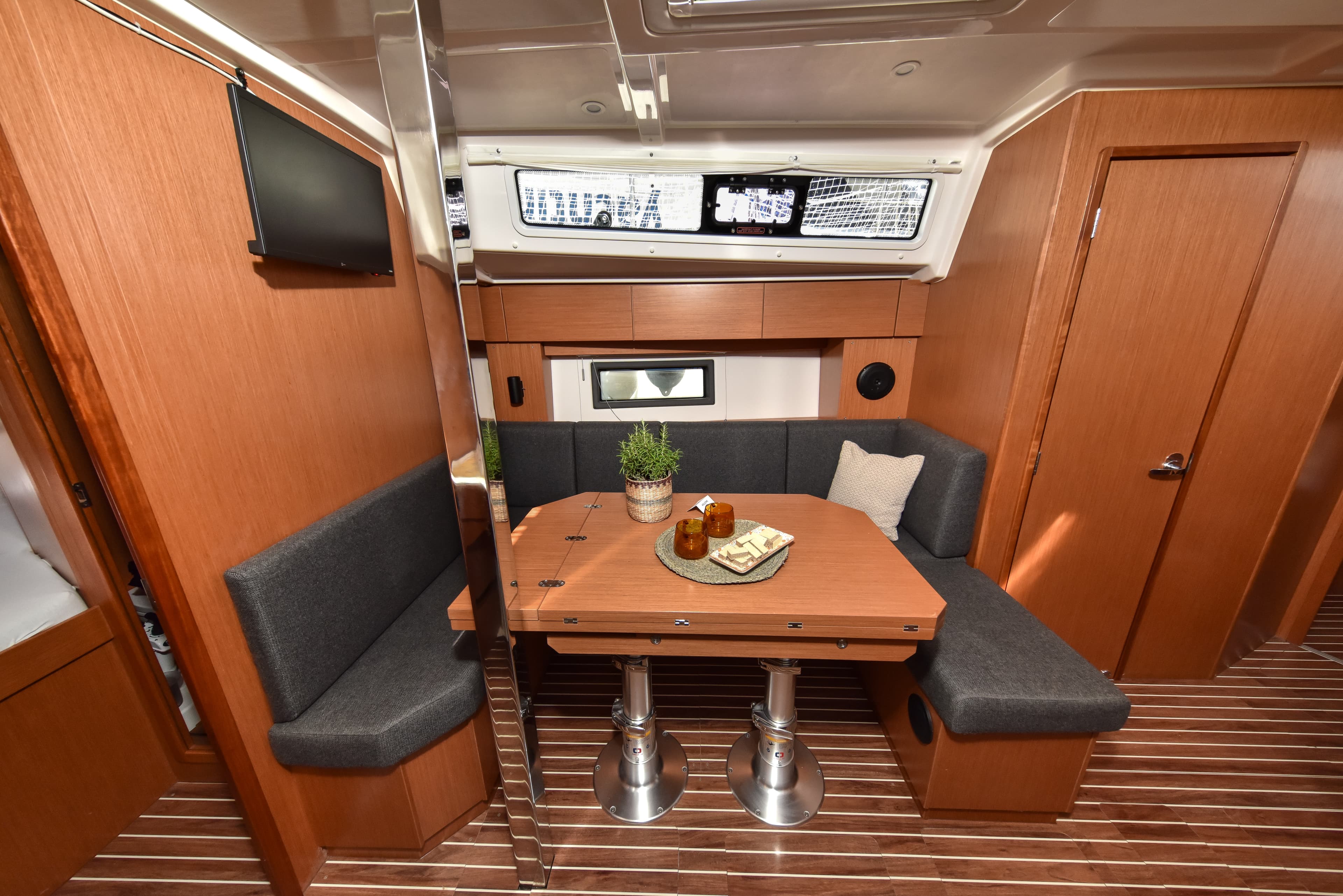 Bavaria C38 - photo 22